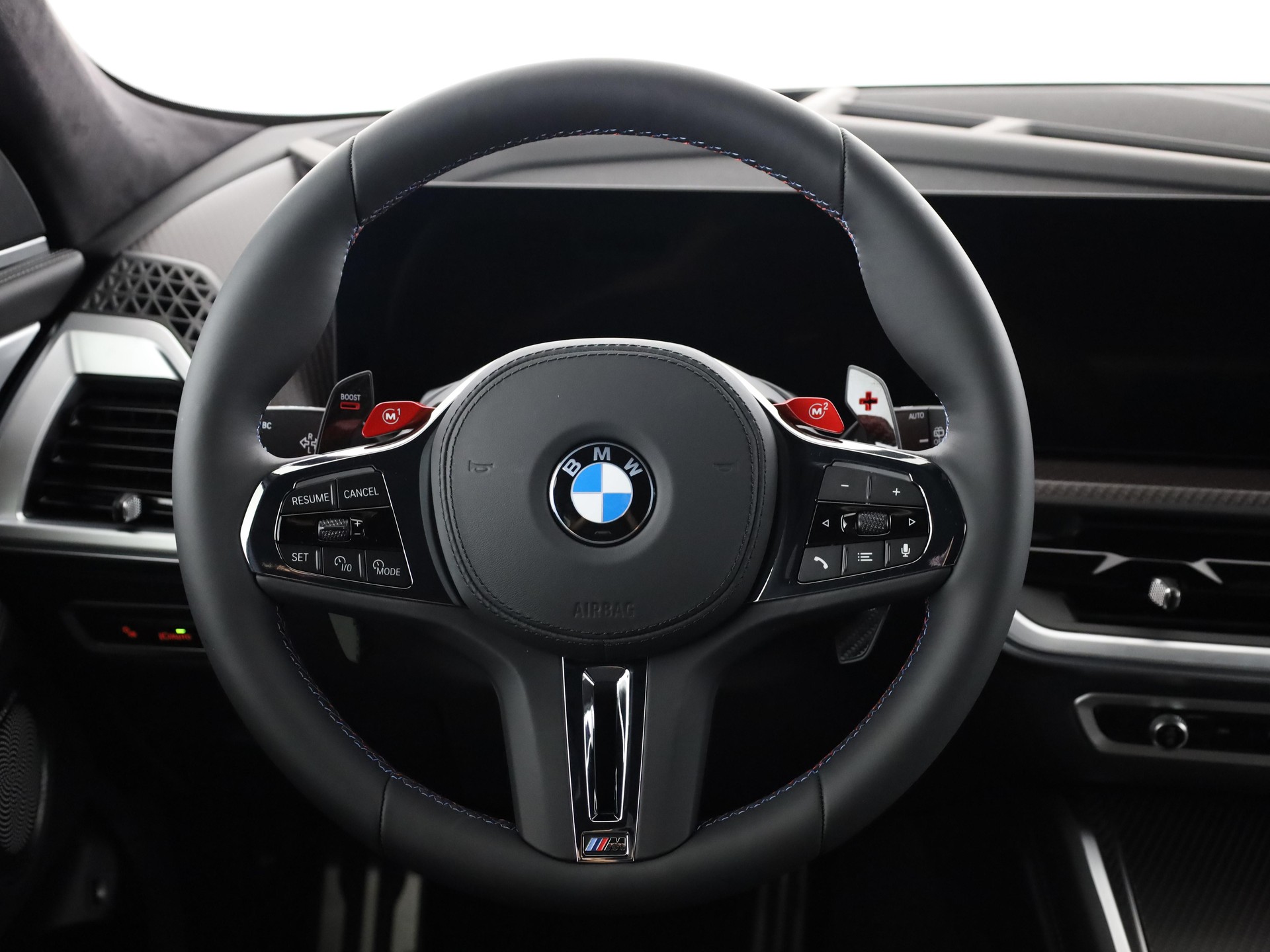 BMW XM Label Plug-in Hybrid-image-18