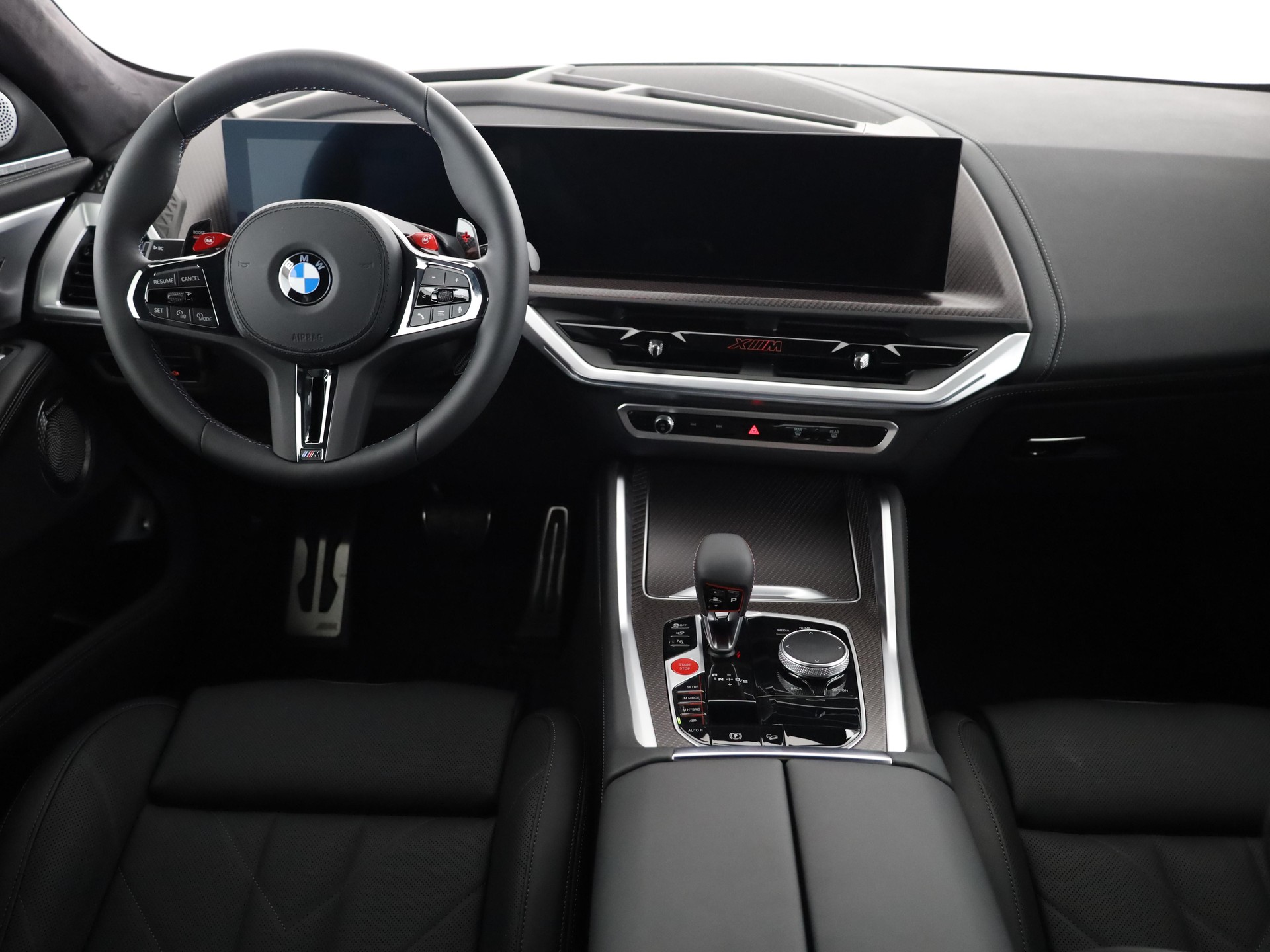 BMW XM Label Plug-in Hybrid-image-17