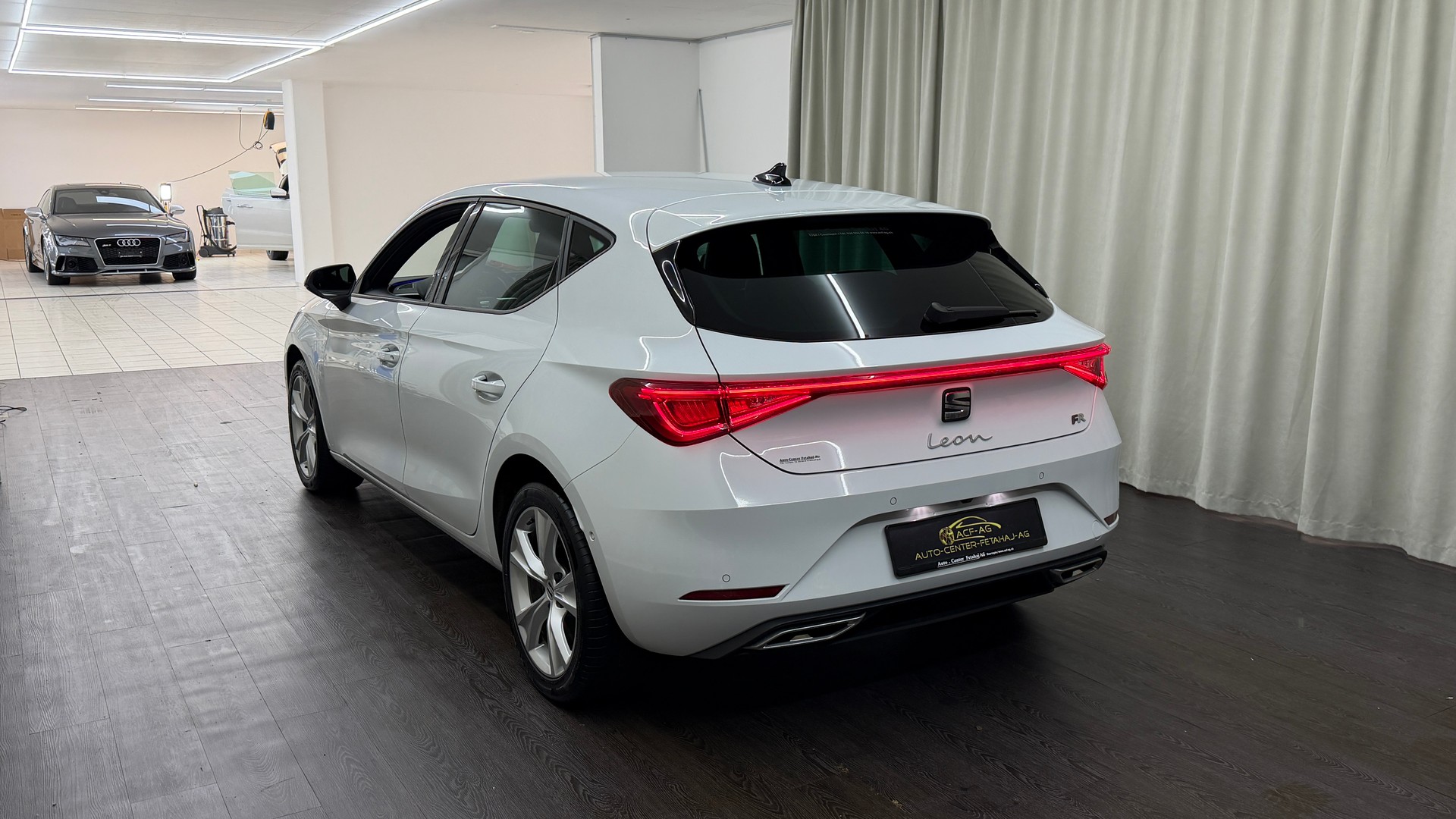 SEAT Leon 1.5 TGI DSG FR-image-5