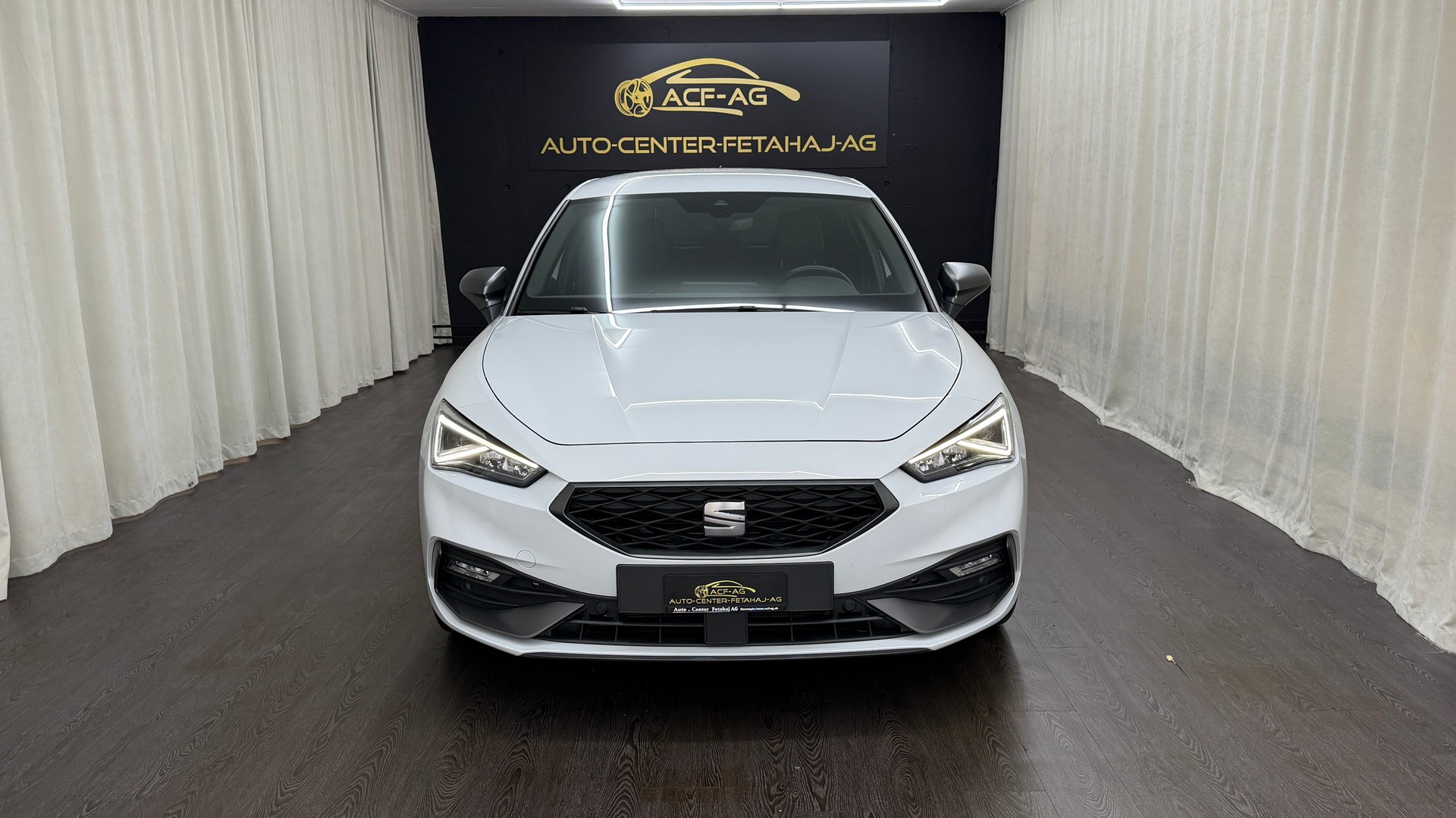 SEAT Leon 1.5 TGI DSG FR-image-1