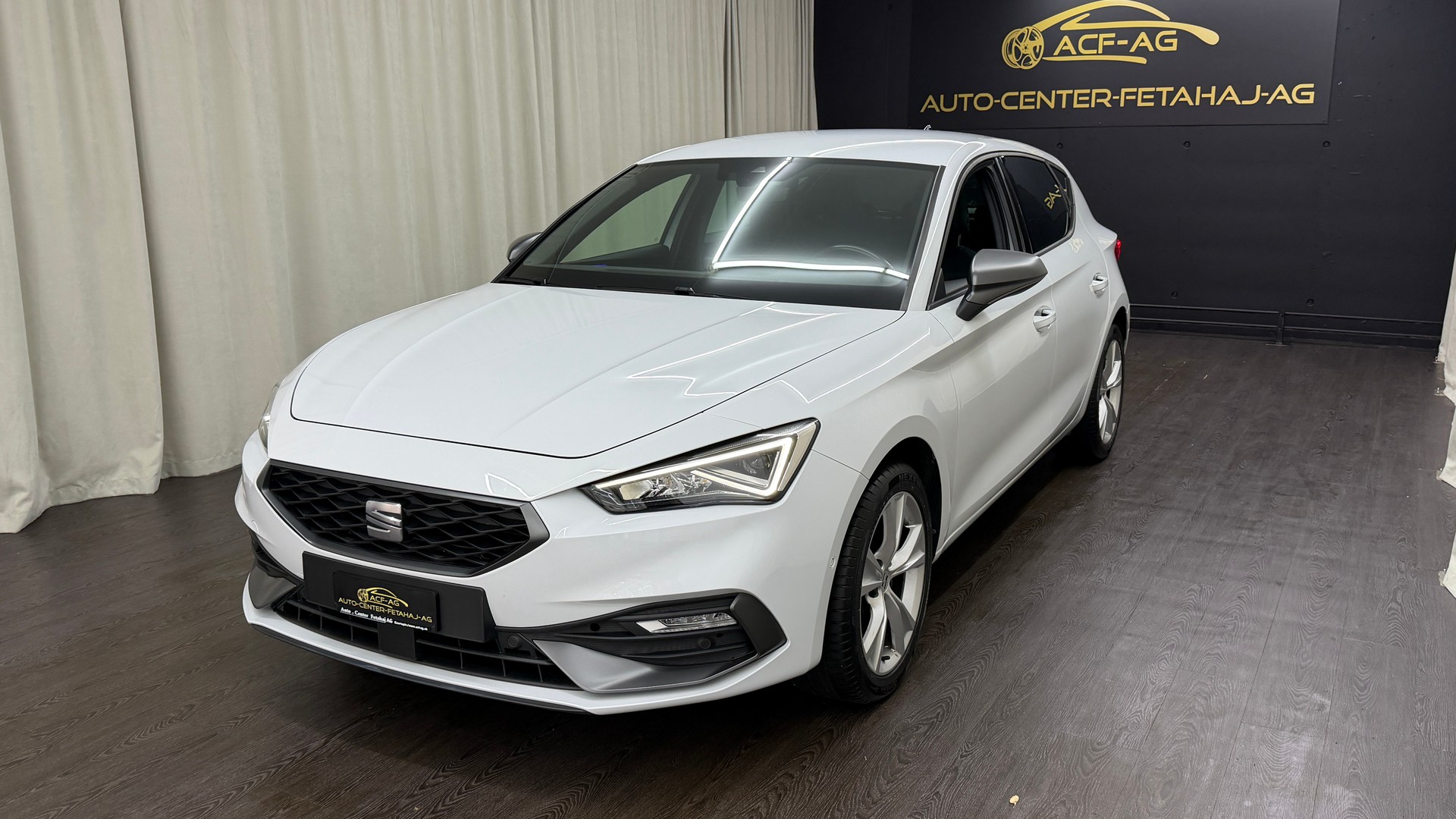 SEAT Leon 1.5 TGI DSG FR-image-0