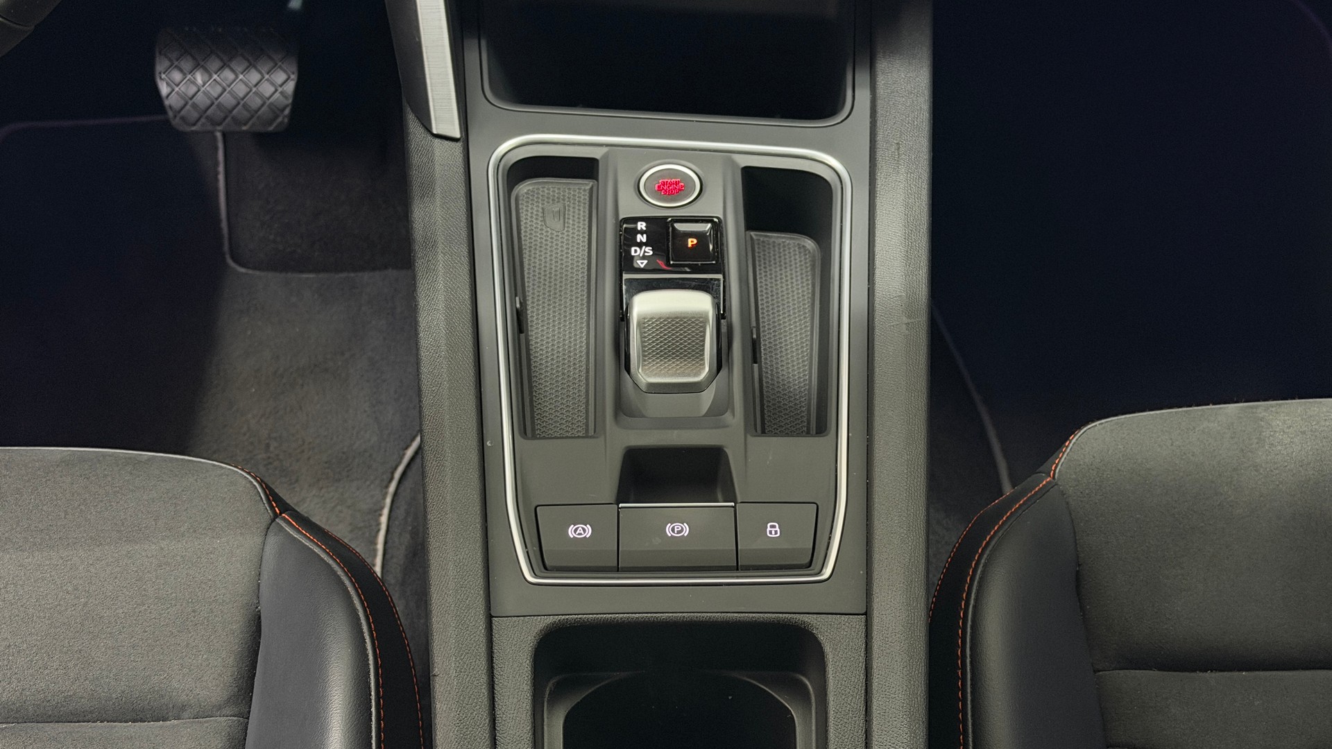 SEAT Leon 1.5 TGI DSG FR-image-13