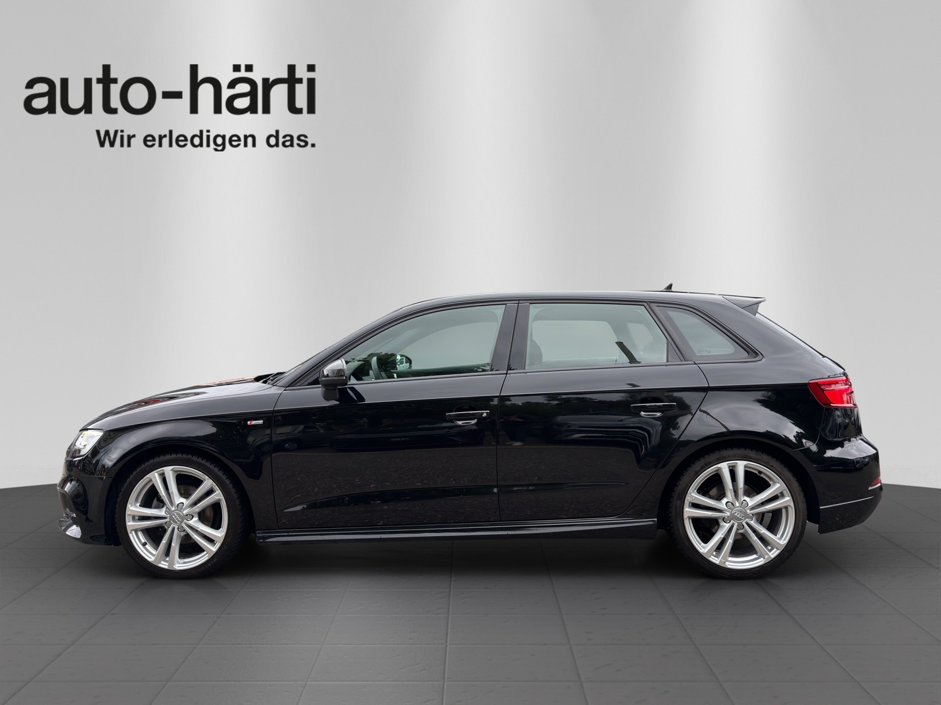 AUDI A3 35 TFSI Sport-image-1