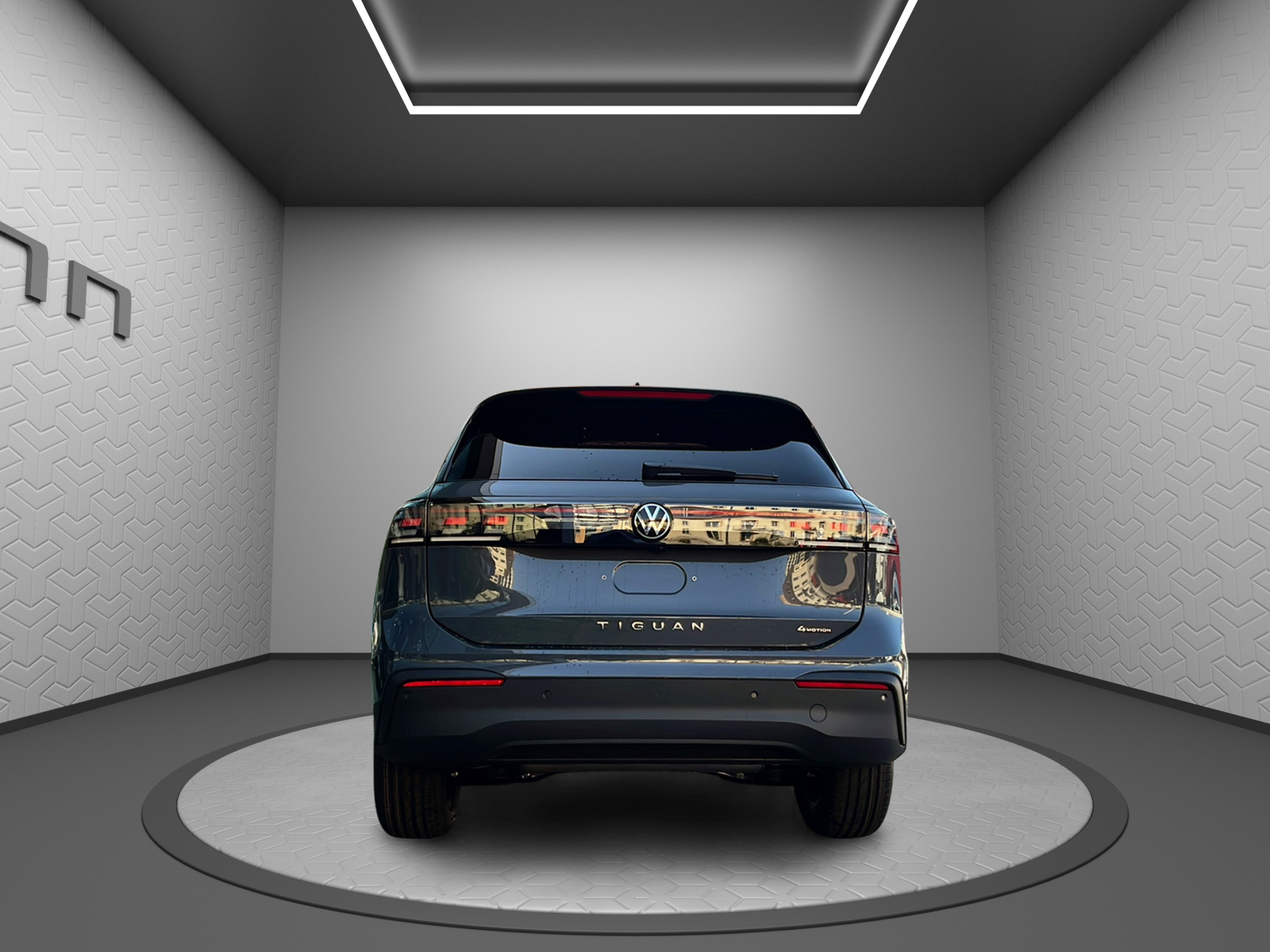 VW Tiguan 2.0 TSI DSG United 4Motion-image-4