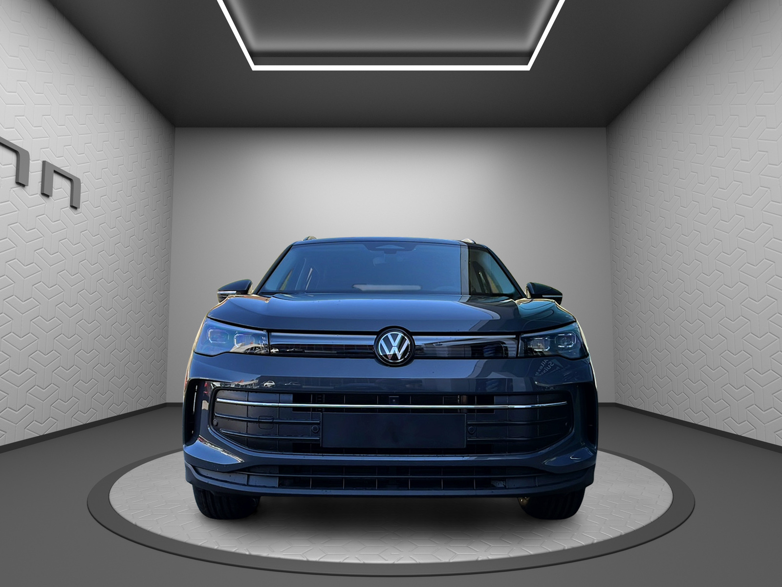 VW Tiguan 2.0 TSI DSG United 4Motion-image-3