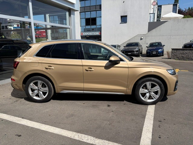 AUDI Q5 2.0 45 TFSI Advanced quattro S-Tronic-image-2