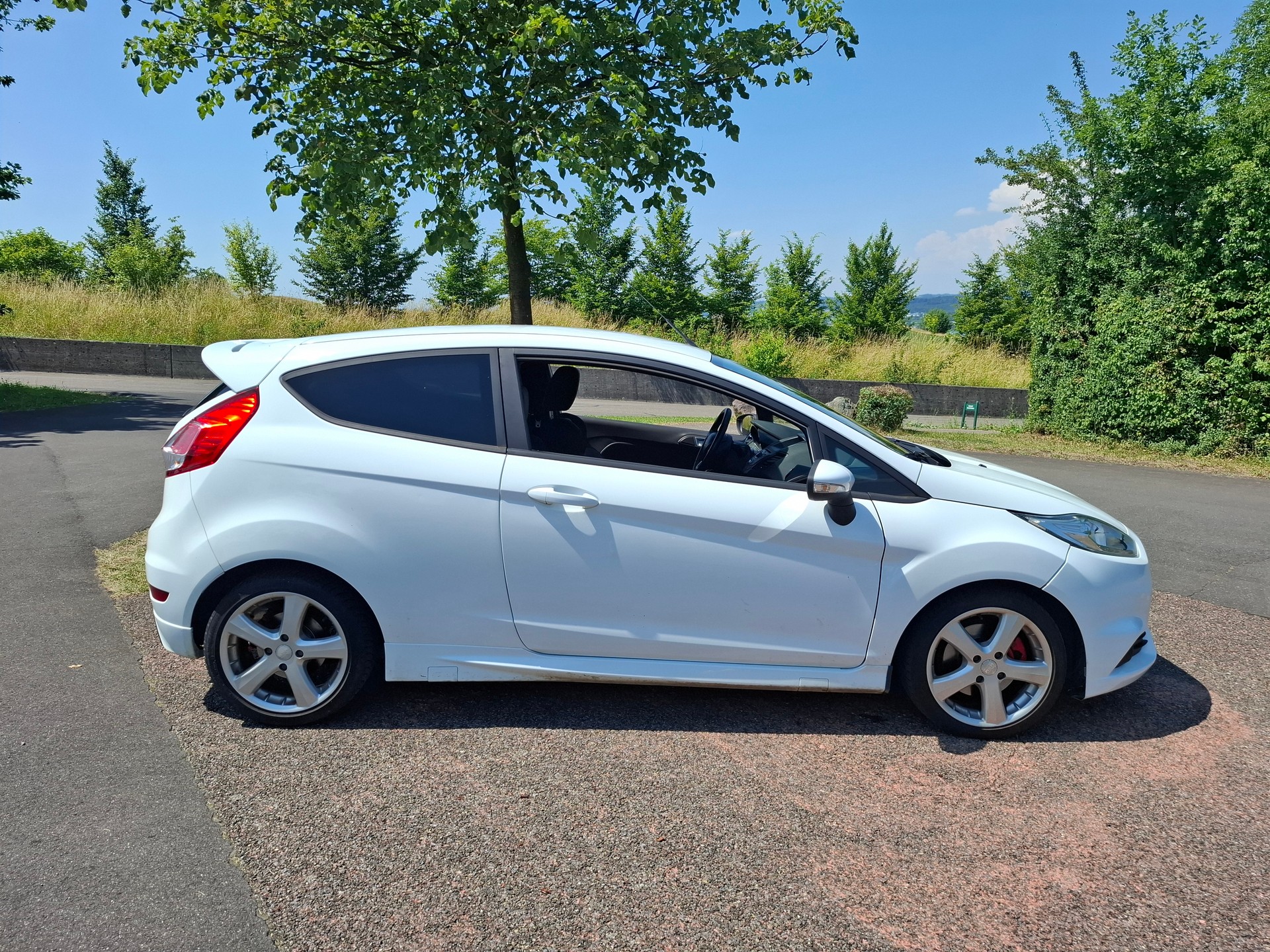 FORD Fiesta 1.6 SCTi ST-1-image-4