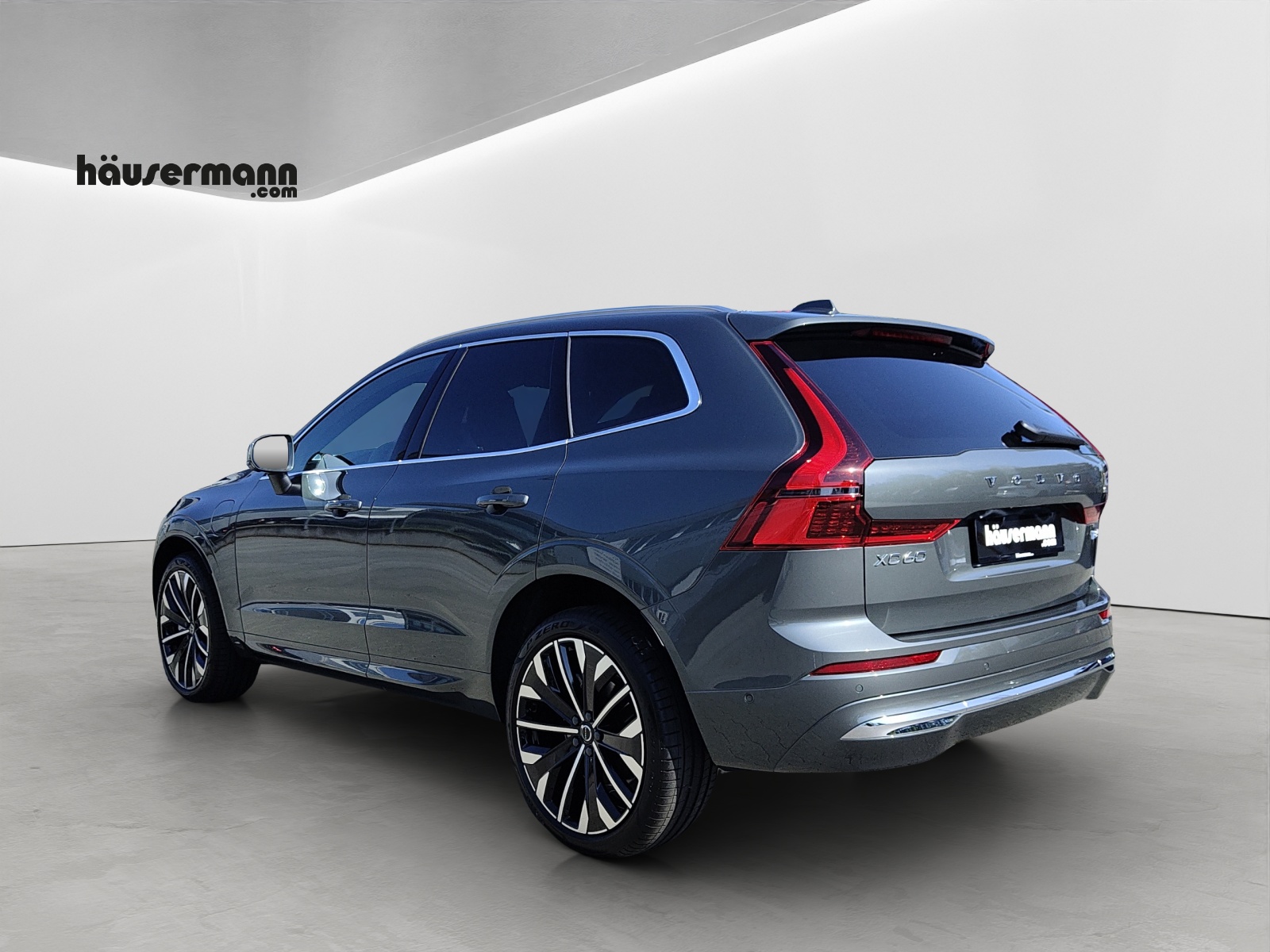 VOLVO XC60 2.0 T8 TE Ultra Bright eAWD-image-3