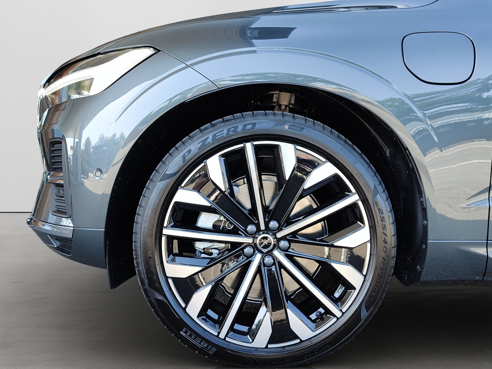 VOLVO XC60 2.0 T8 TE Ultra Bright eAWD-image-15
