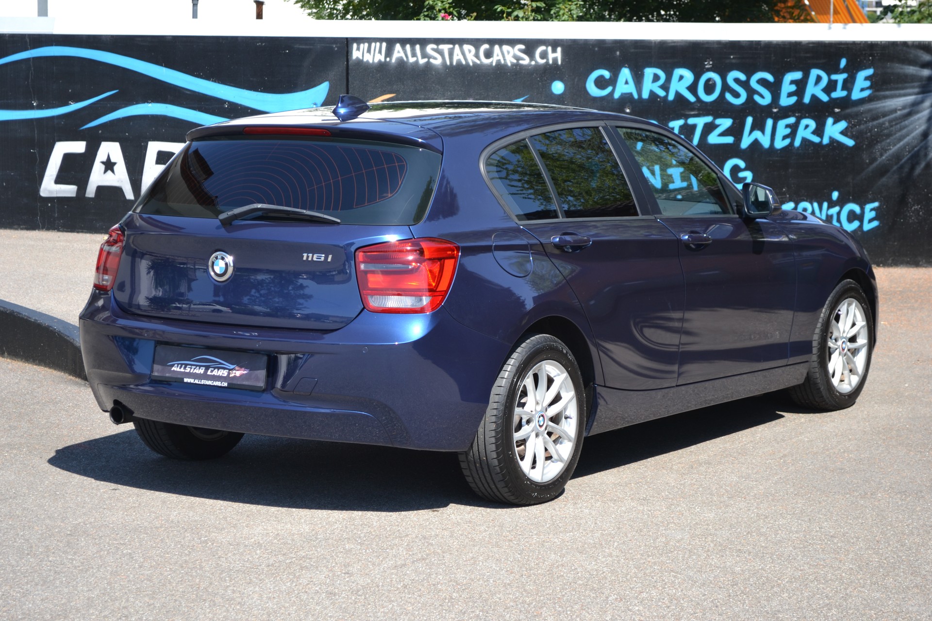 BMW 116i Steptronic-image-3