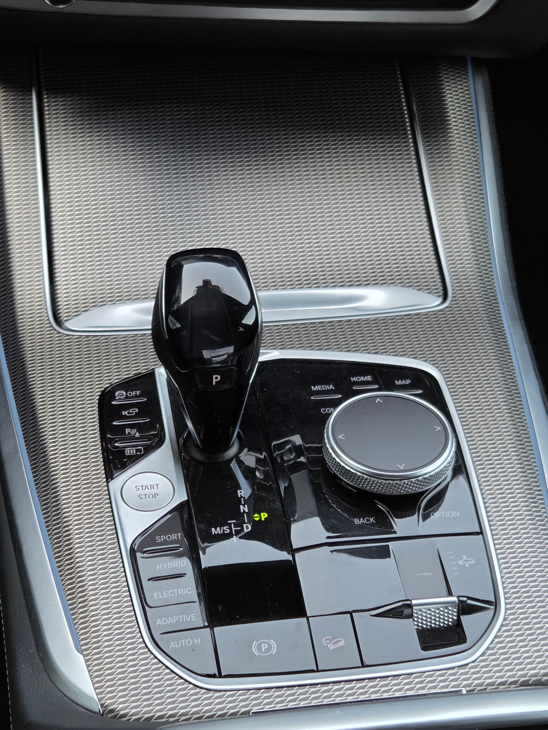 BMW X5 xDrive45e M Sport Steptronic-image-12