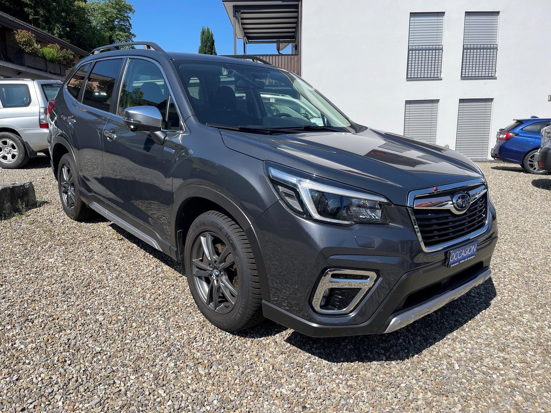 SUBARU Forester Station 2.0i e-Boxer Swiss Plus-image-0