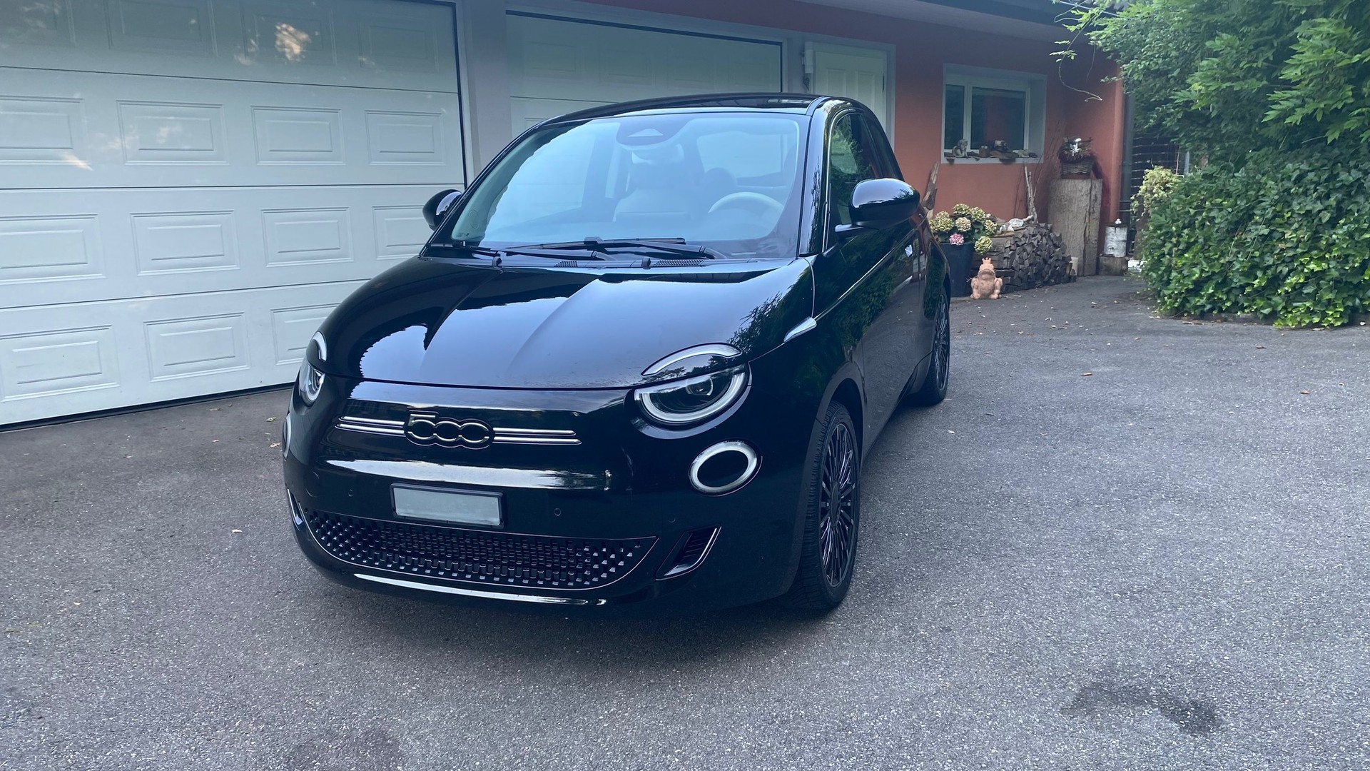 FIAT 500 3+1 electric 87 kW La Prima-image-1