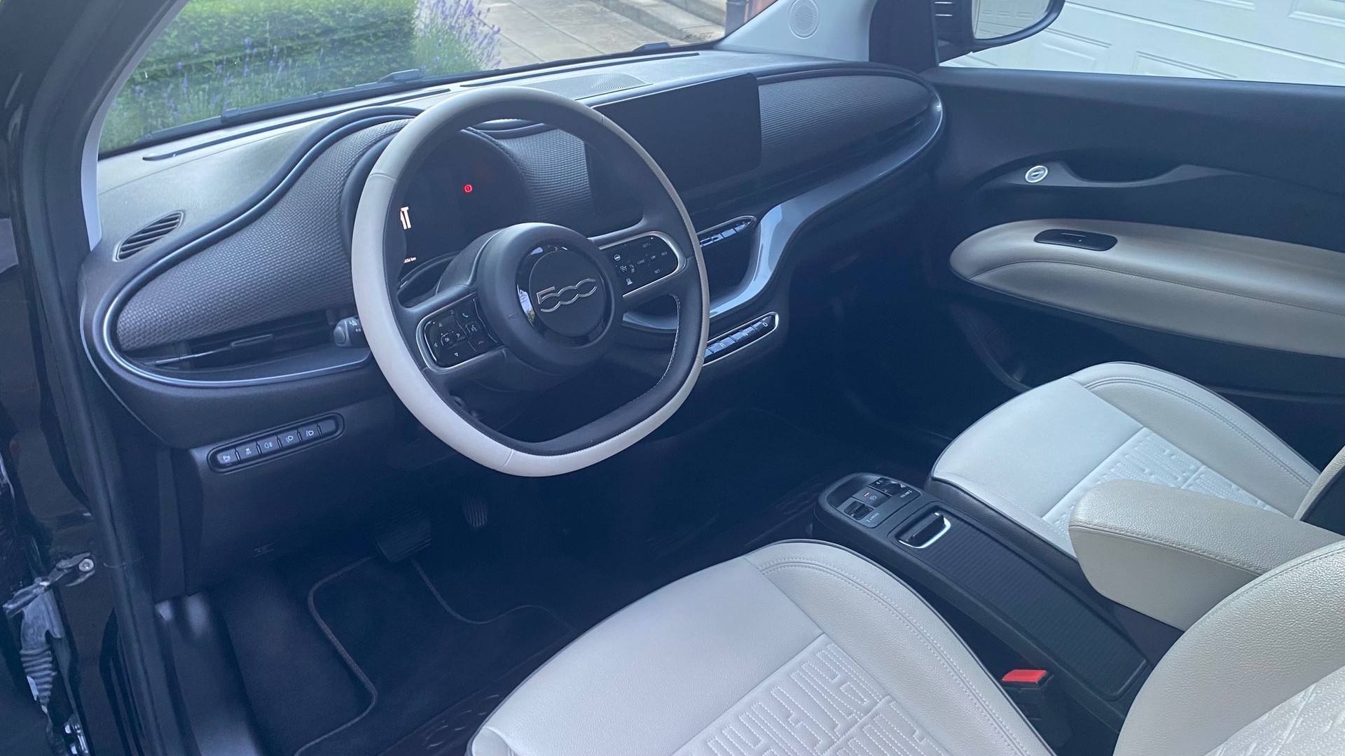FIAT 500 3+1 electric 87 kW La Prima-image-8