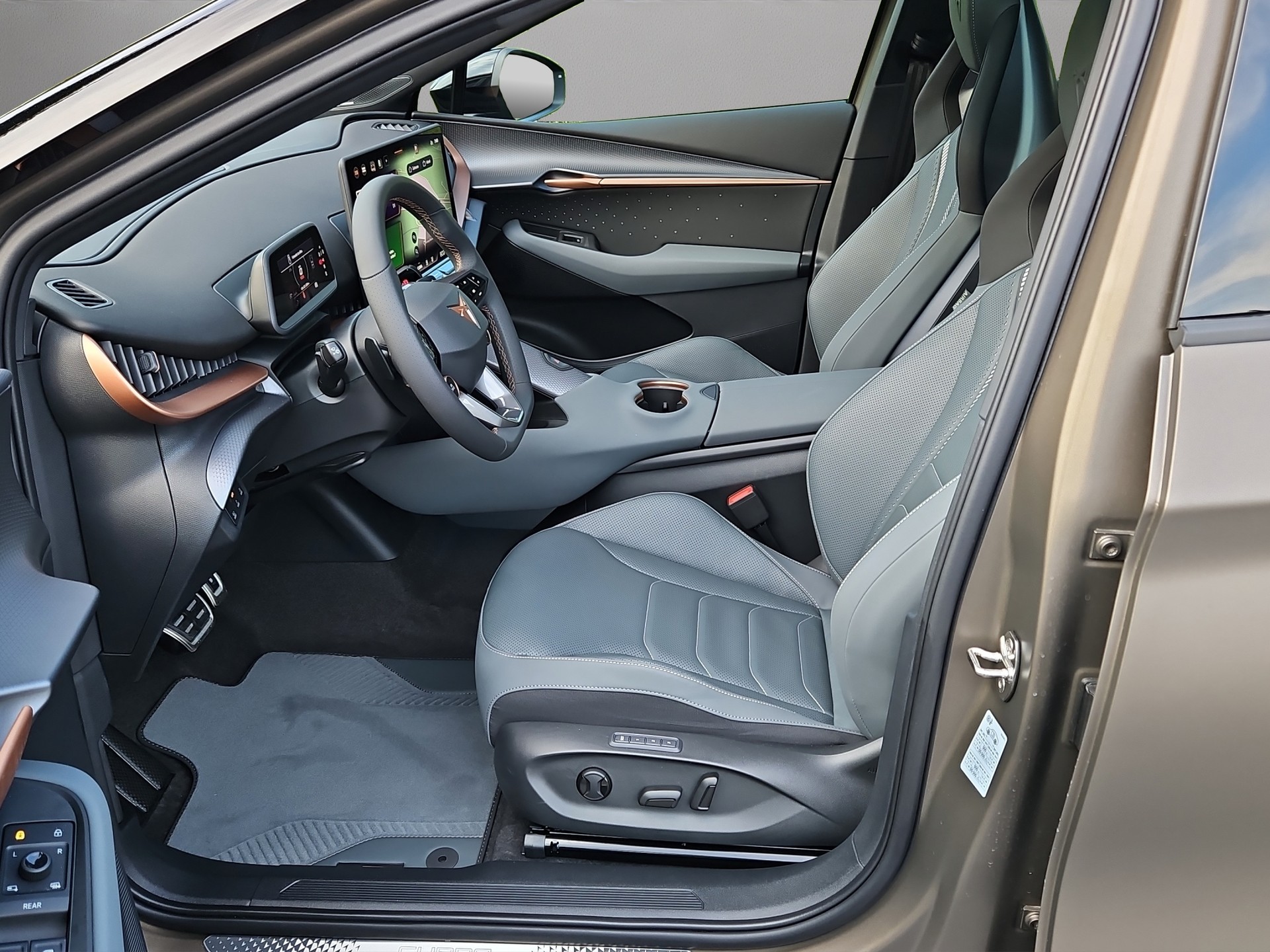 CUPRA Tavascan Type 10 77 kWh Extreme Prime Edition-image-4