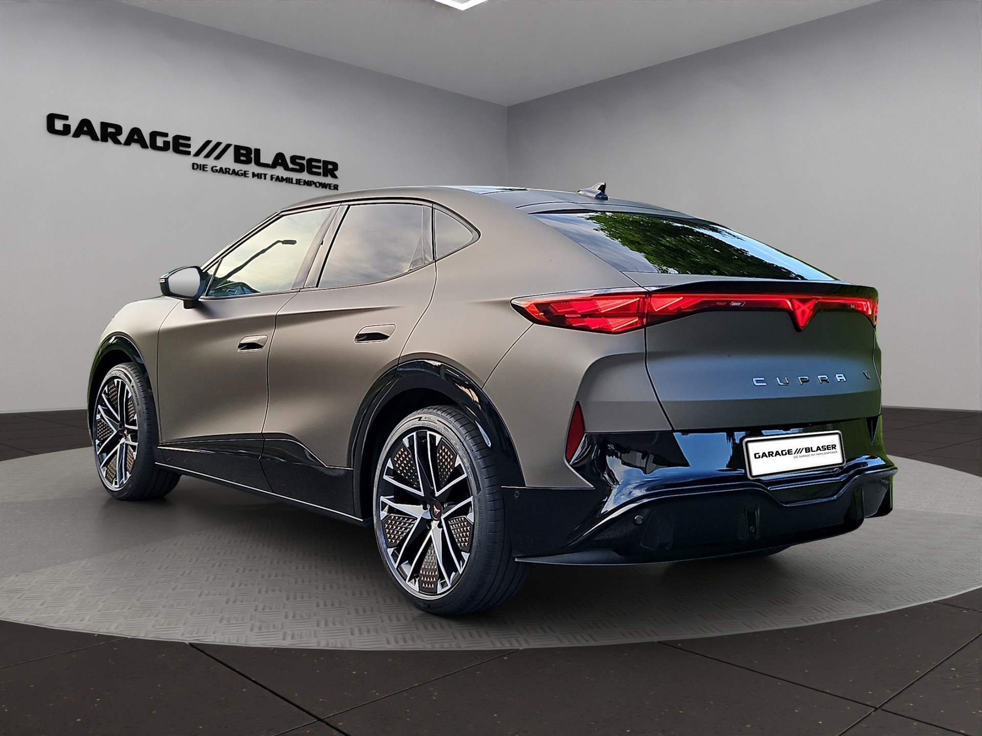 CUPRA Tavascan Type 10 77 kWh Extreme Prime Edition-image-2