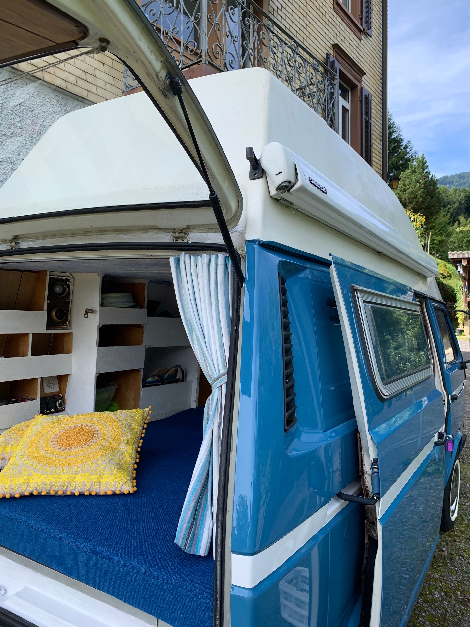 VW Typ 2 Wohnwagen-image-3