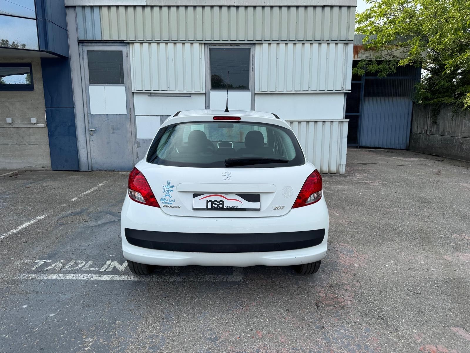PEUGEOT 207 1.4 16V Active-image-5