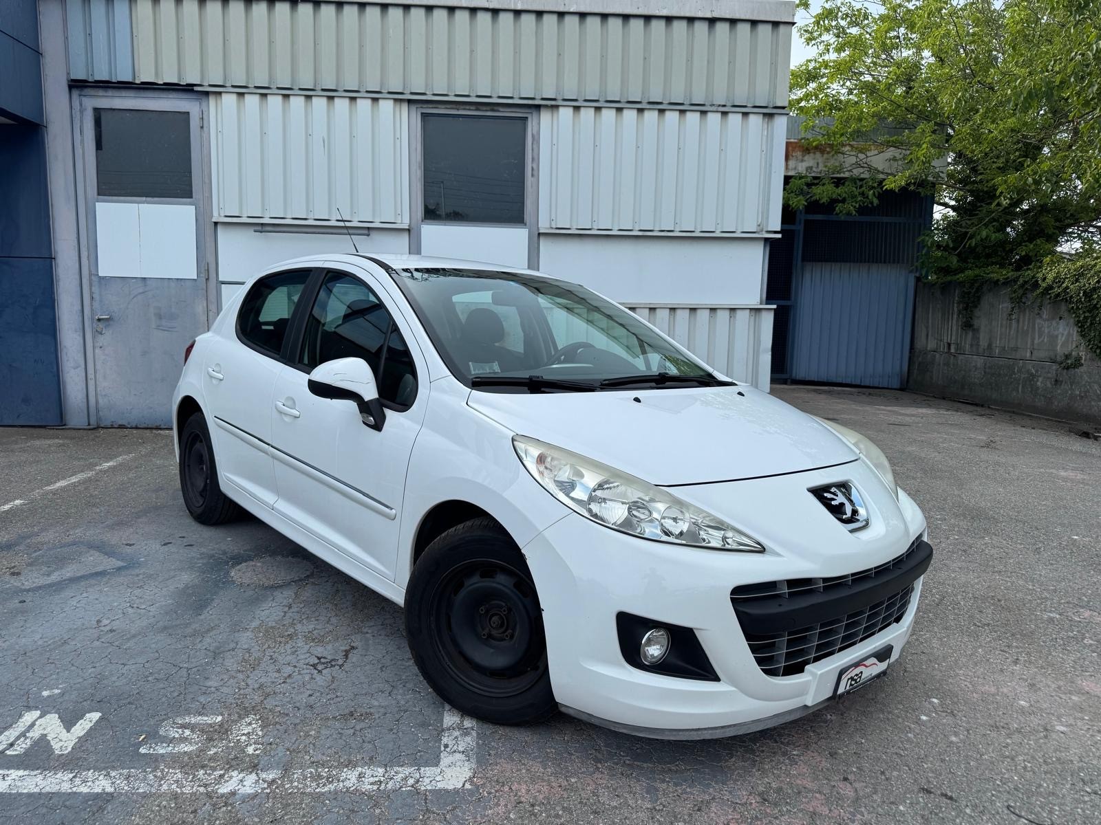 PEUGEOT 207 1.4 16V Active-image-3