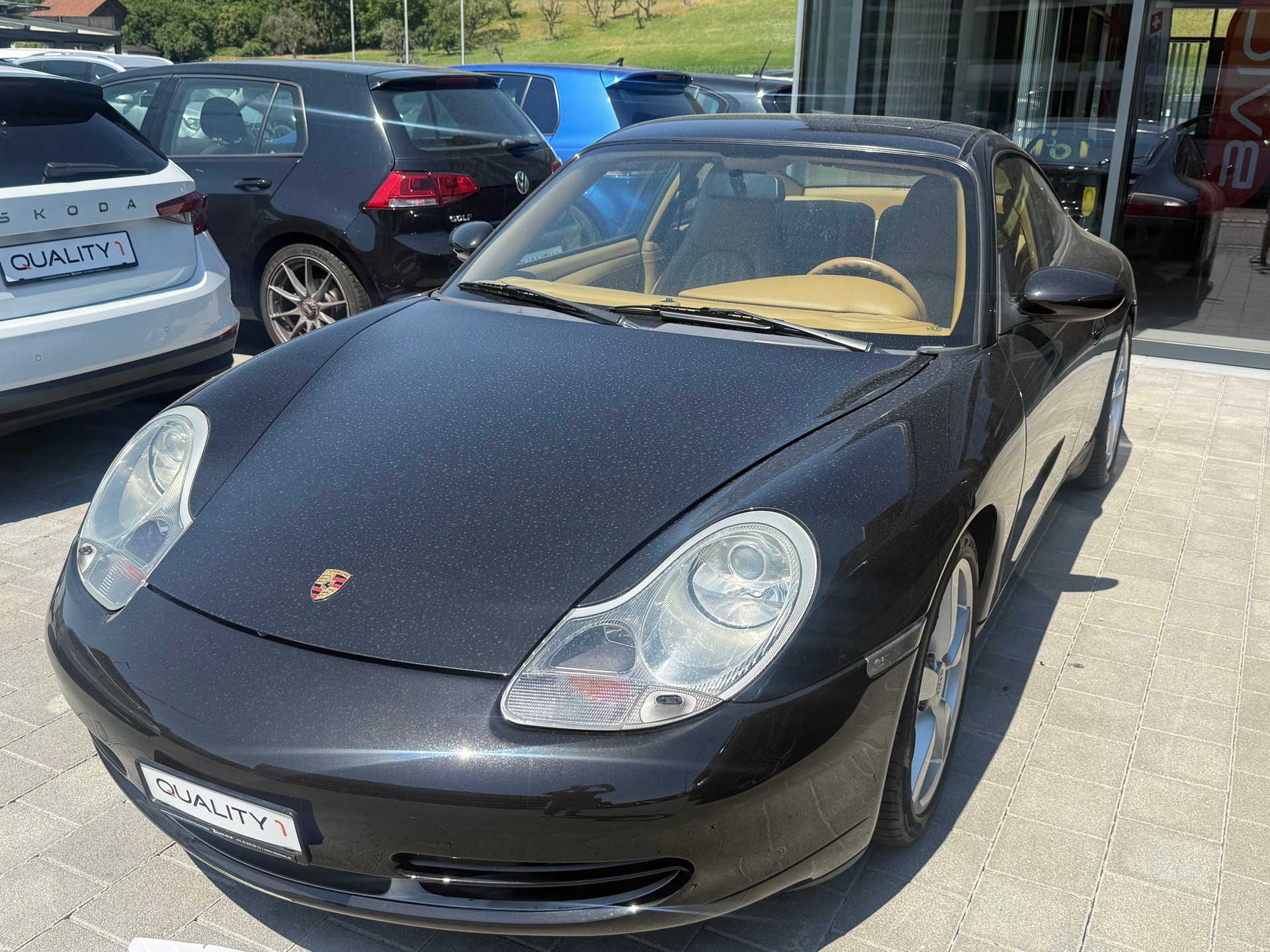 PORSCHE 911 Carrera-image-8