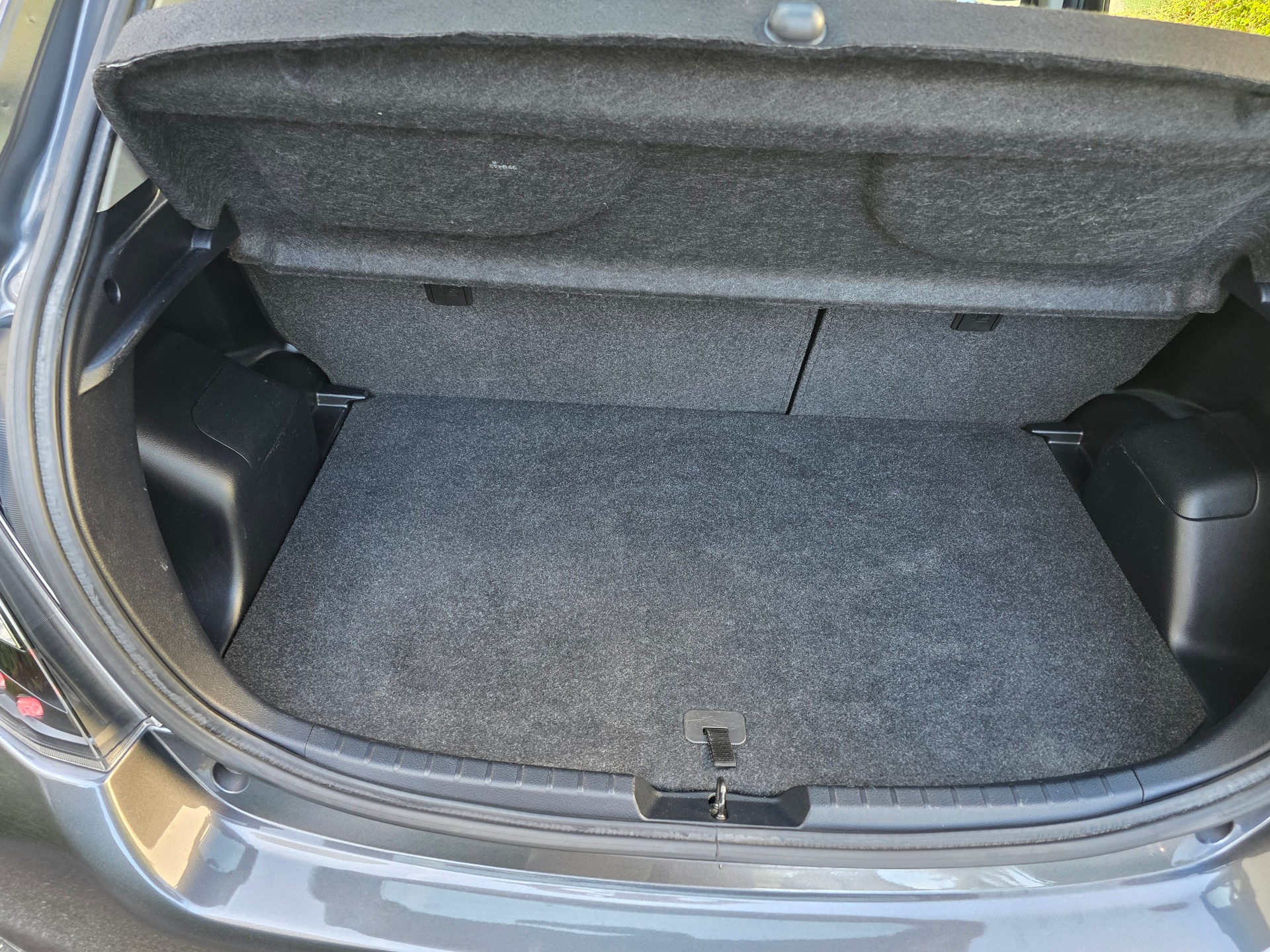 TOYOTA Yaris 1.5 VVT-i Hybrid Sol CVT-image-9