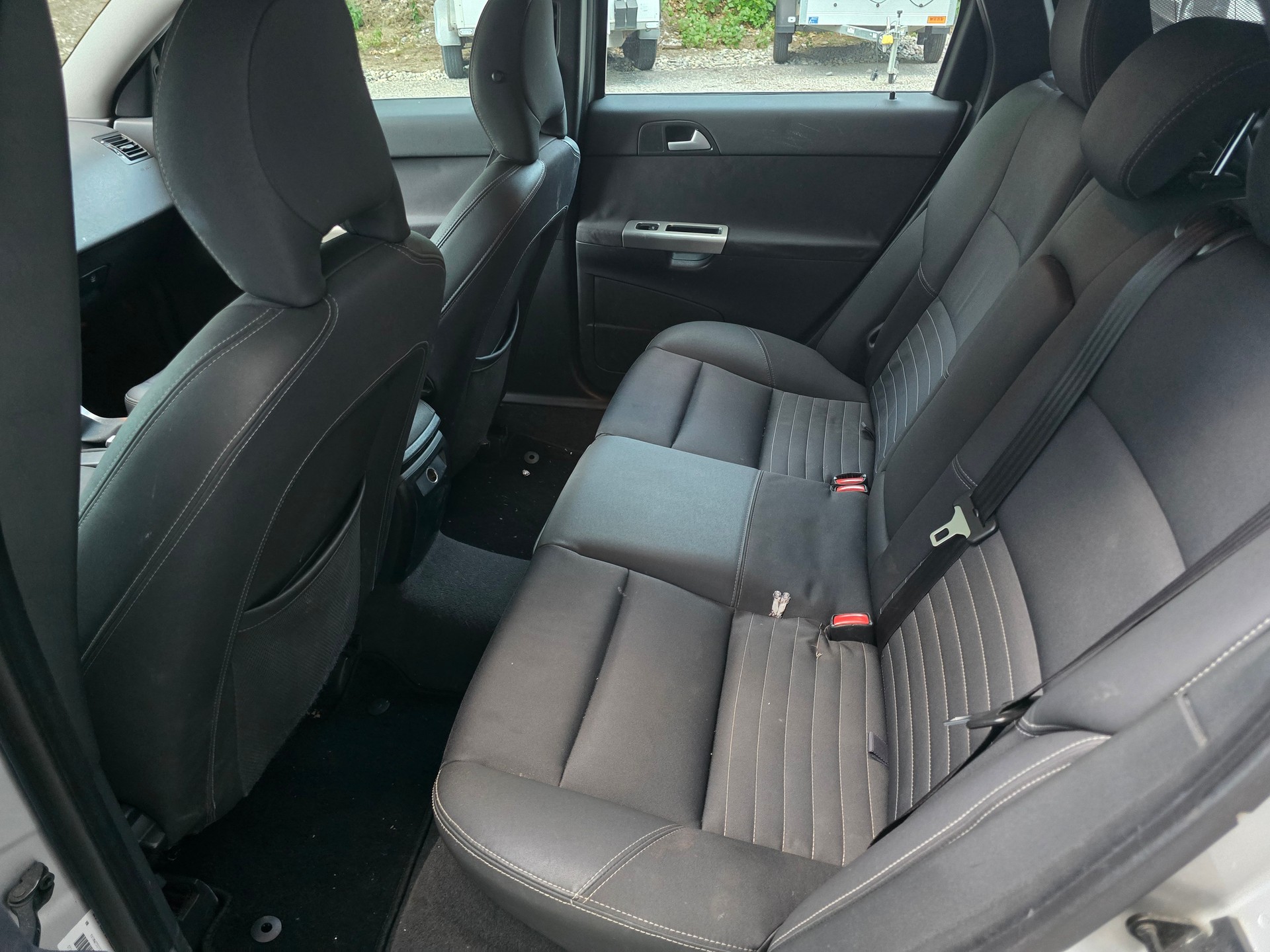 VOLVO V50 2.0D-image-8