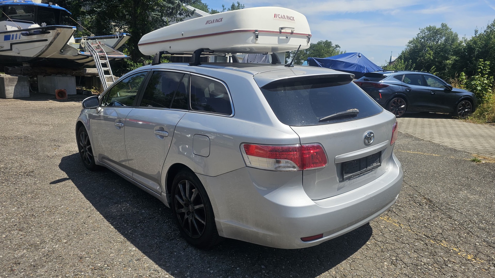 TOYOTA Avensis Sportswagon 2.2D-4D Linea Sol-image-7