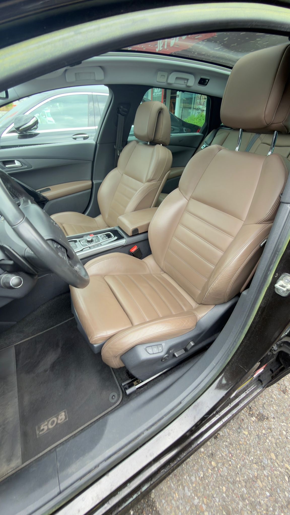 PEUGEOT 508 SW 2.2 HDI GT Automatic-image-12