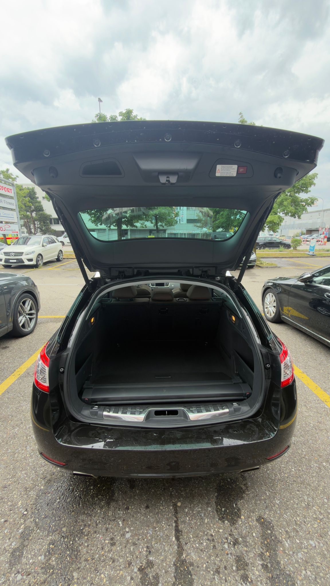 PEUGEOT 508 SW 2.2 HDI GT Automatic-image-14