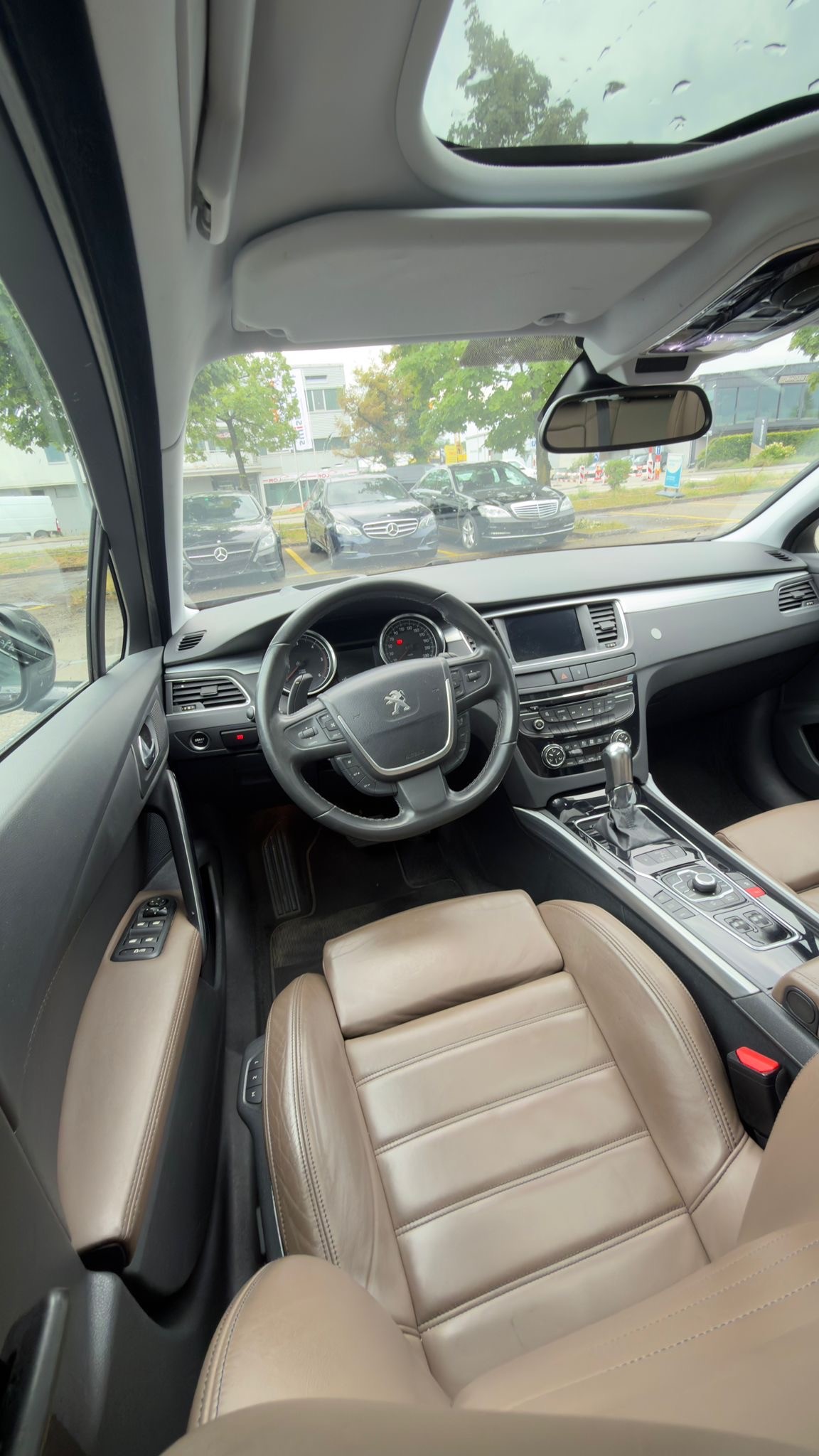 PEUGEOT 508 SW 2.2 HDI GT Automatic-image-10