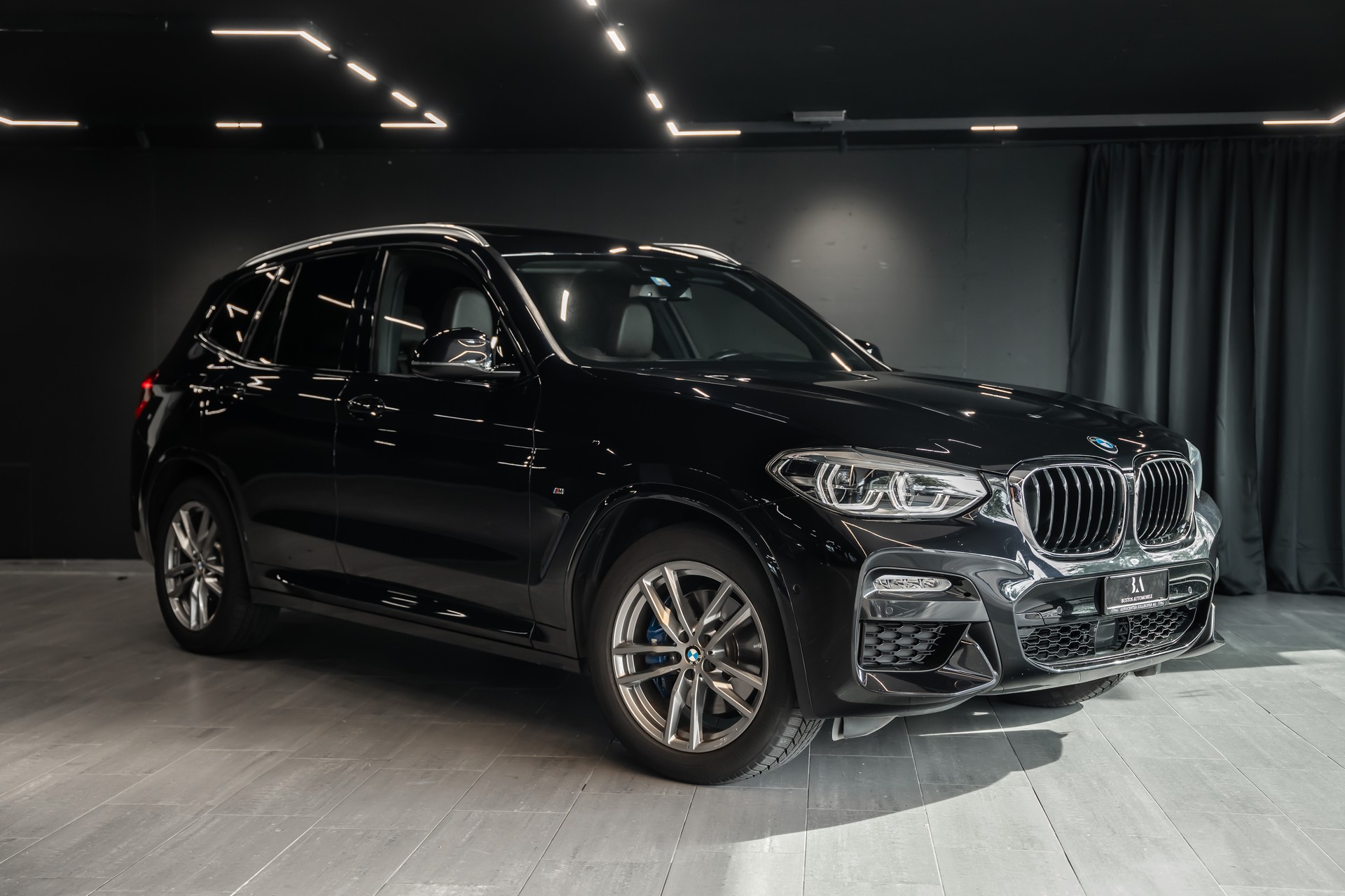 BMW X3 xDrive 30i M Sport / CH Auto / Lenkradheizung / Pano- Schiebedach / AHK / Head-Up Display /-image-0
