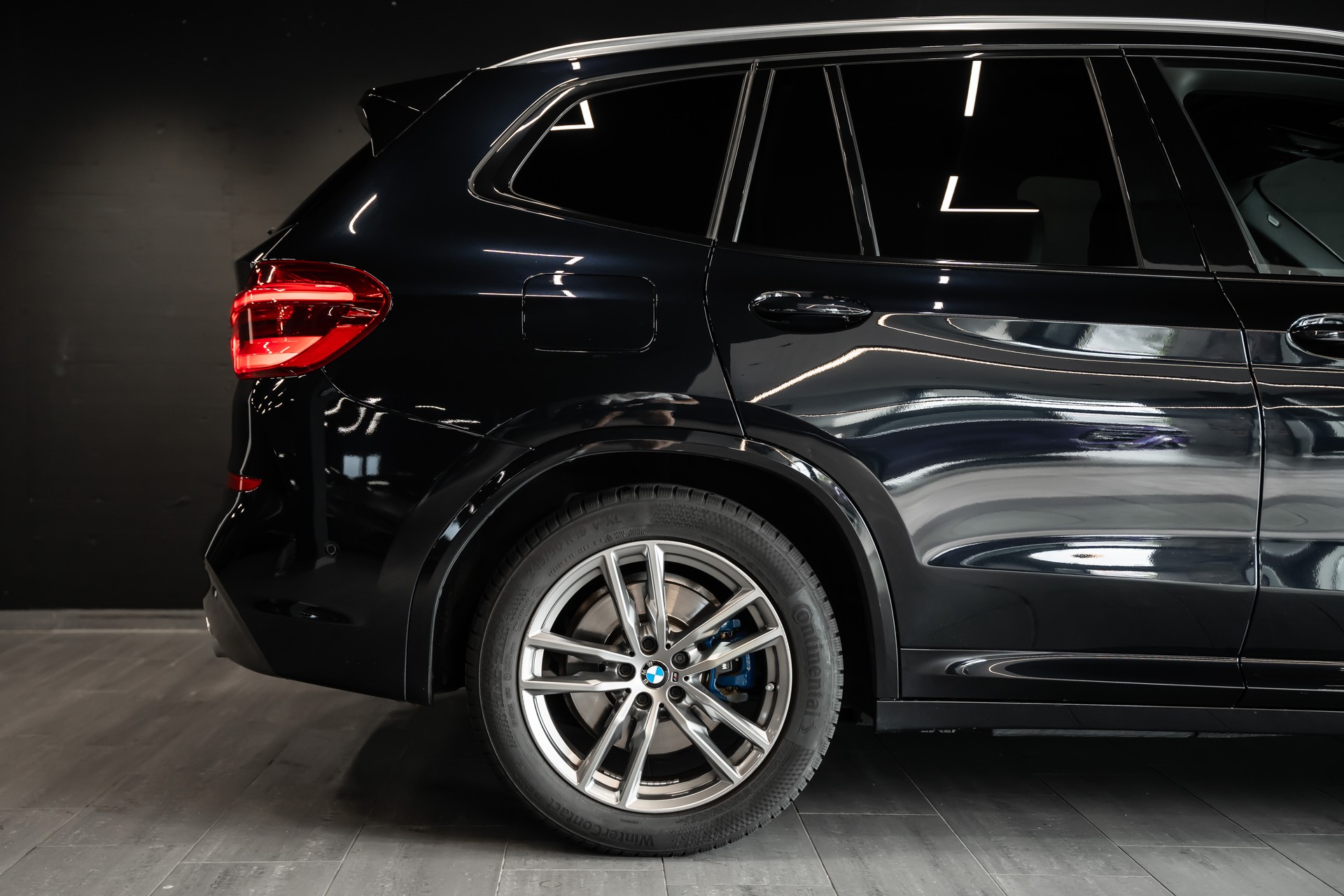 BMW X3 xDrive 30i M Sport / CH Auto / Lenkradheizung / Pano- Schiebedach / AHK / Head-Up Display /-image-4
