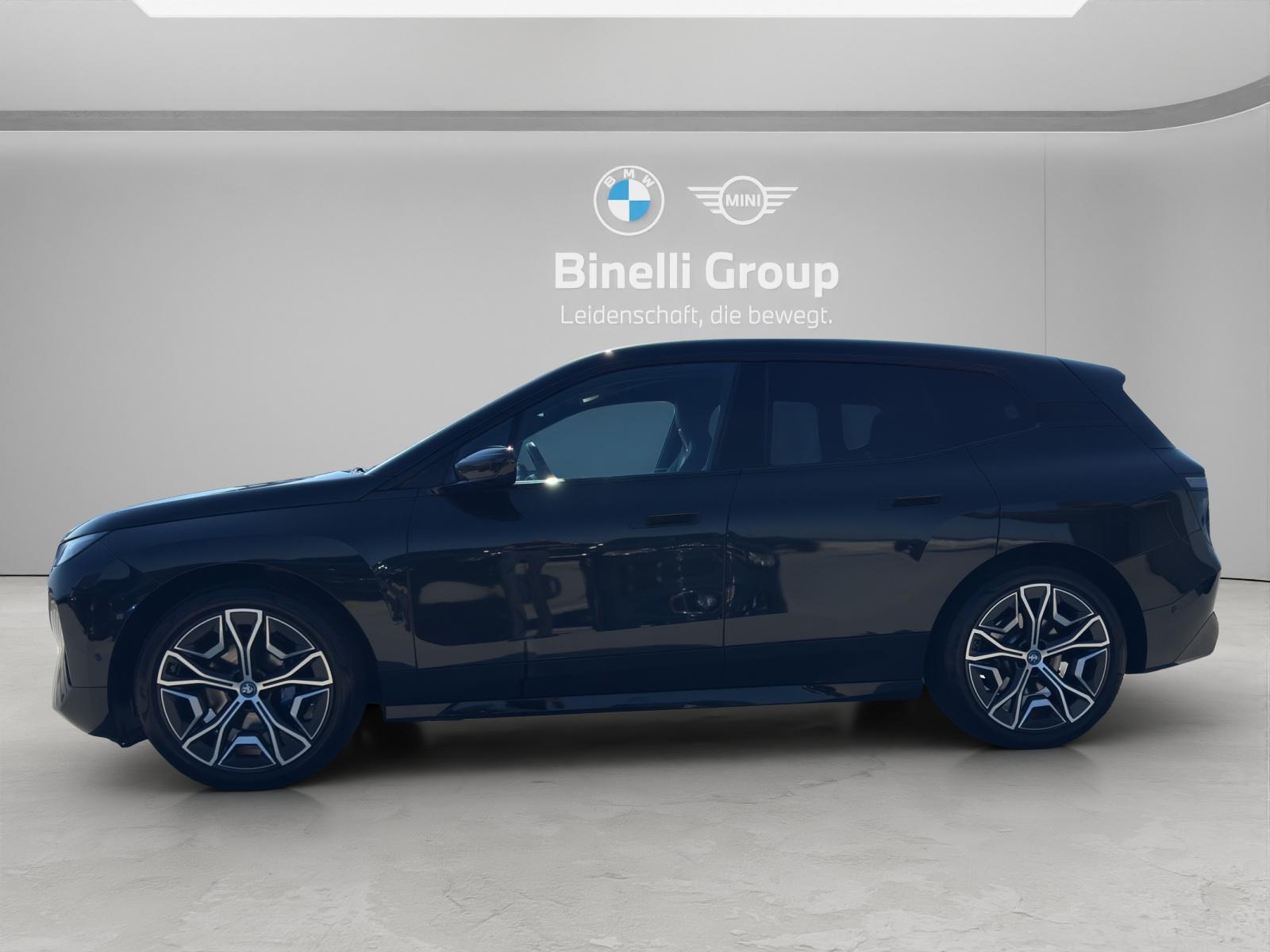 BMW iX xDrive50-image-3