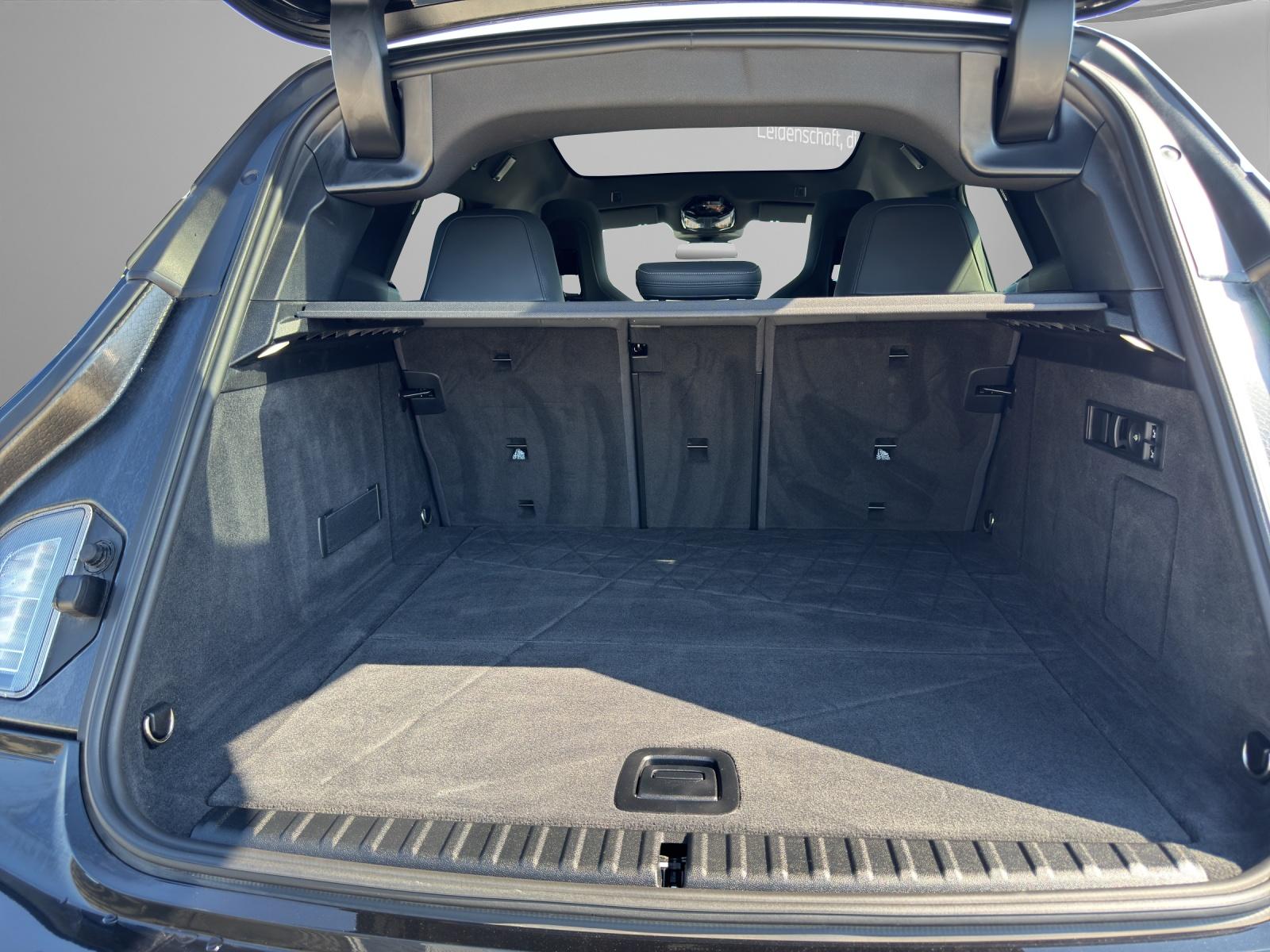 BMW iX xDrive50-image-16