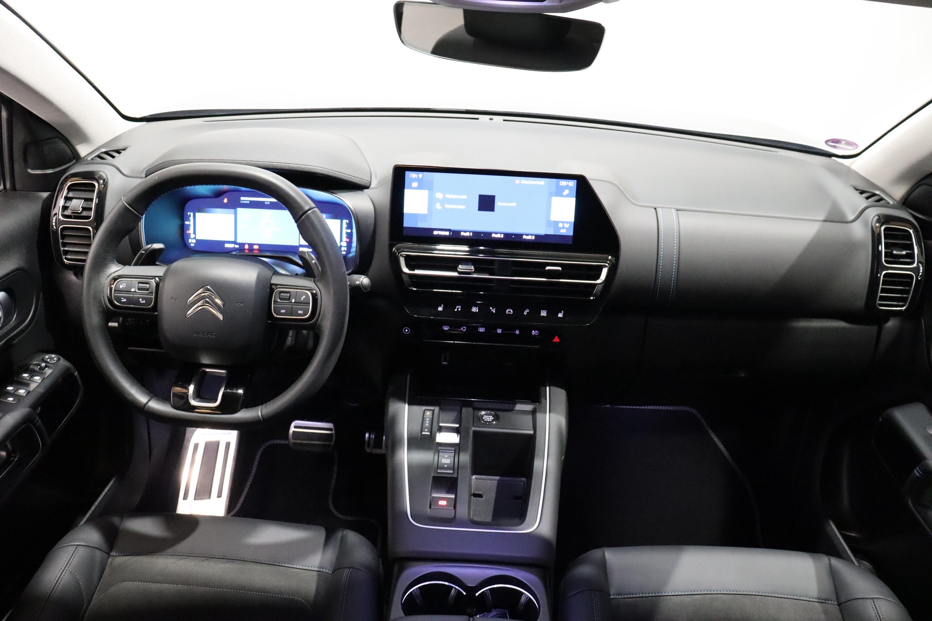 CITROEN C5 Aircross 1.6 Plug-in Hybrid Shine-image-6