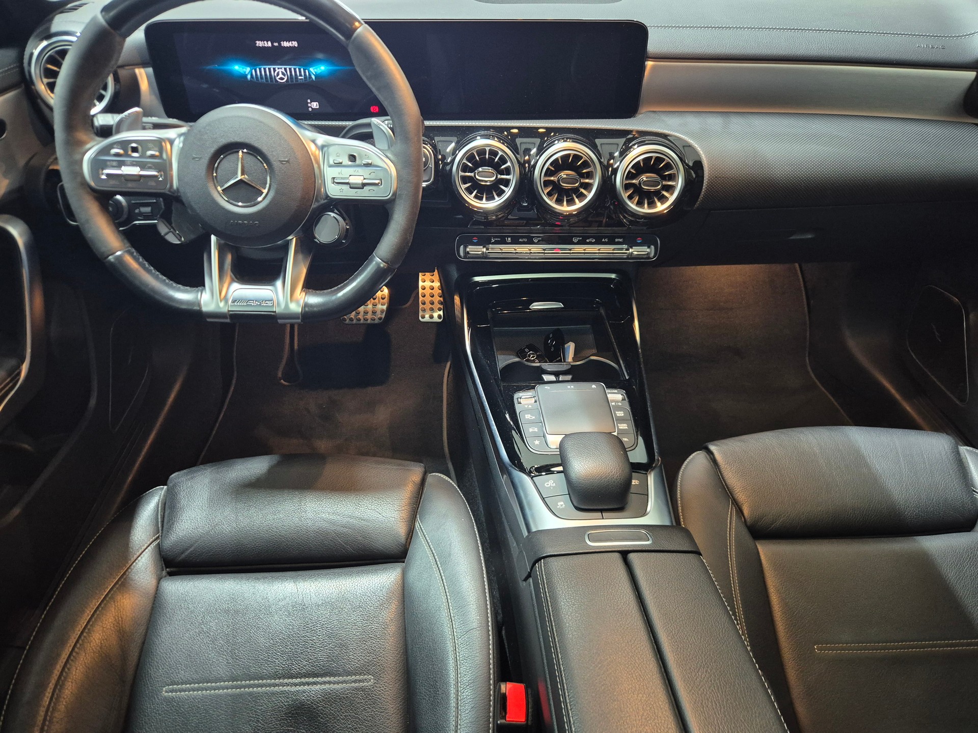 MERCEDES-BENZ A 45 S AMG 4Matic+ Speedshift-image-7