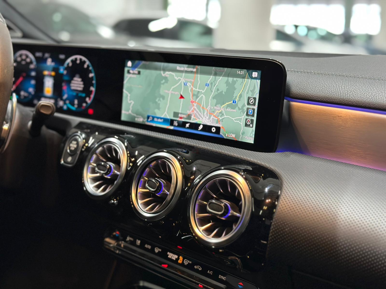 MERCEDES-BENZ A 45 S AMG 4Matic+ Speedshift-image-13