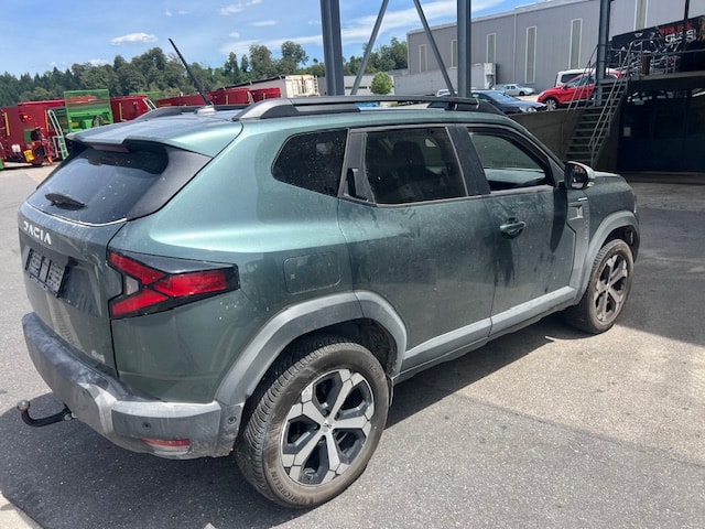 DACIA Duster TCe 130 48V Journey 4x4-image-4
