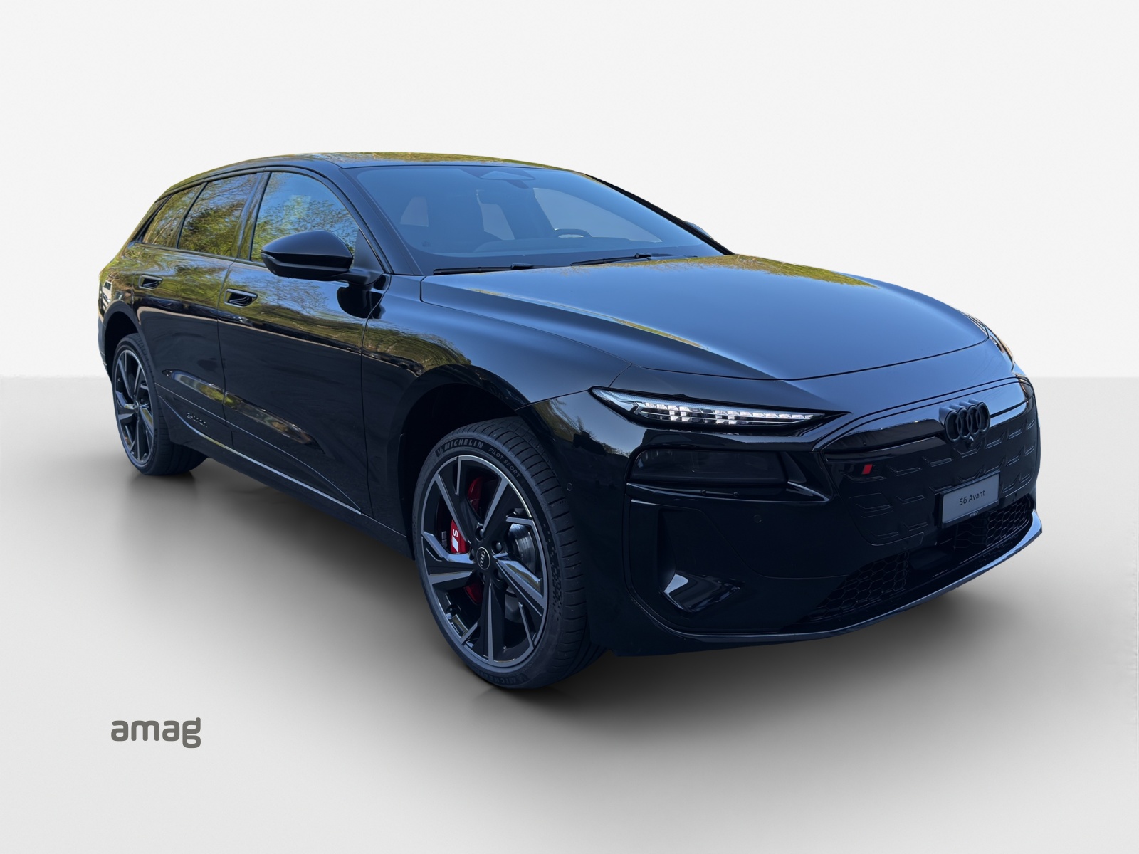 AUDI S6 Avant e-tron quattro-image-5