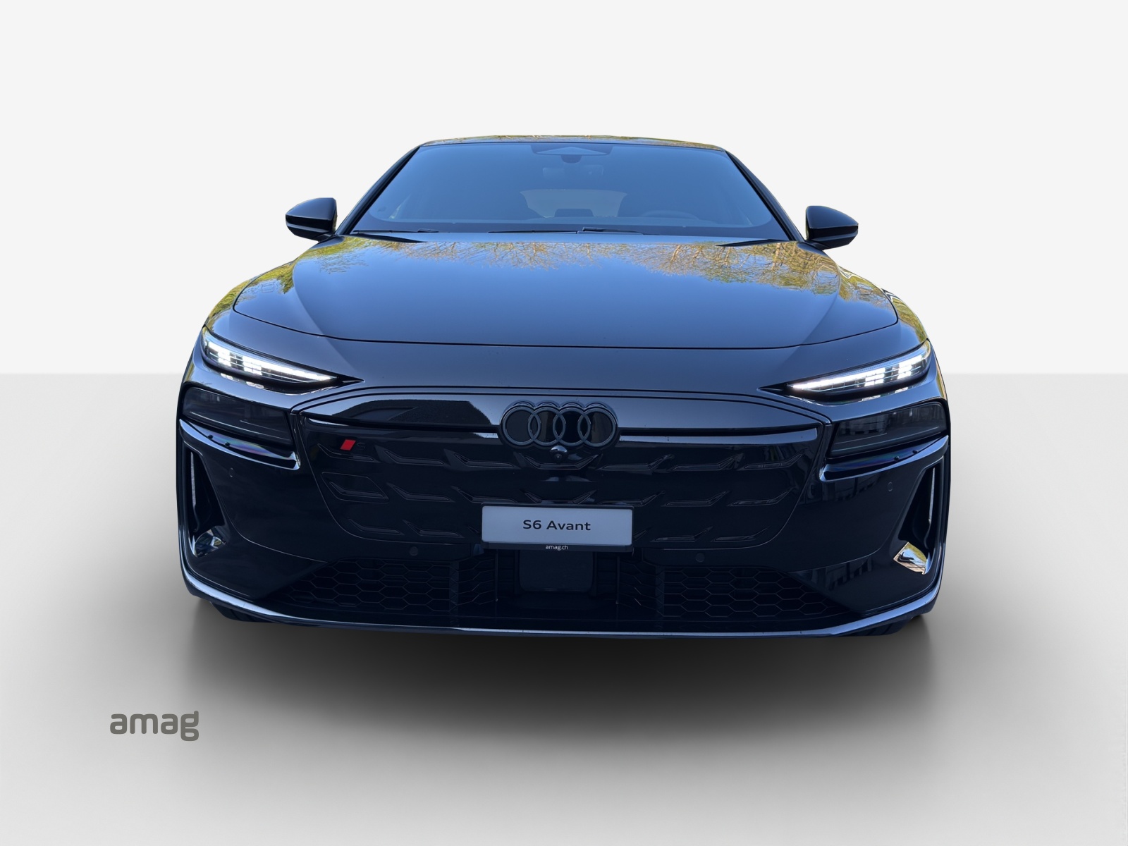 AUDI S6 Avant e-tron quattro-image-6