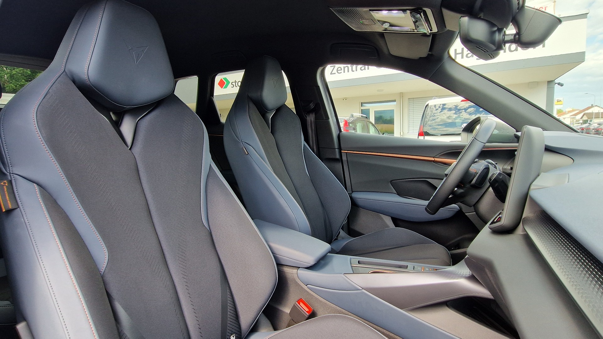 CUPRA Terramar 1.5 eHybrid DSG VZ-image-10