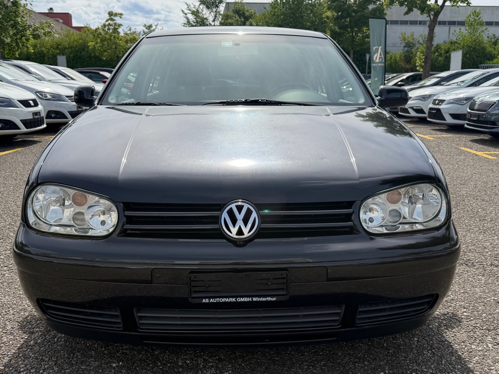 VW Golf 1.8 T GTI-image-1