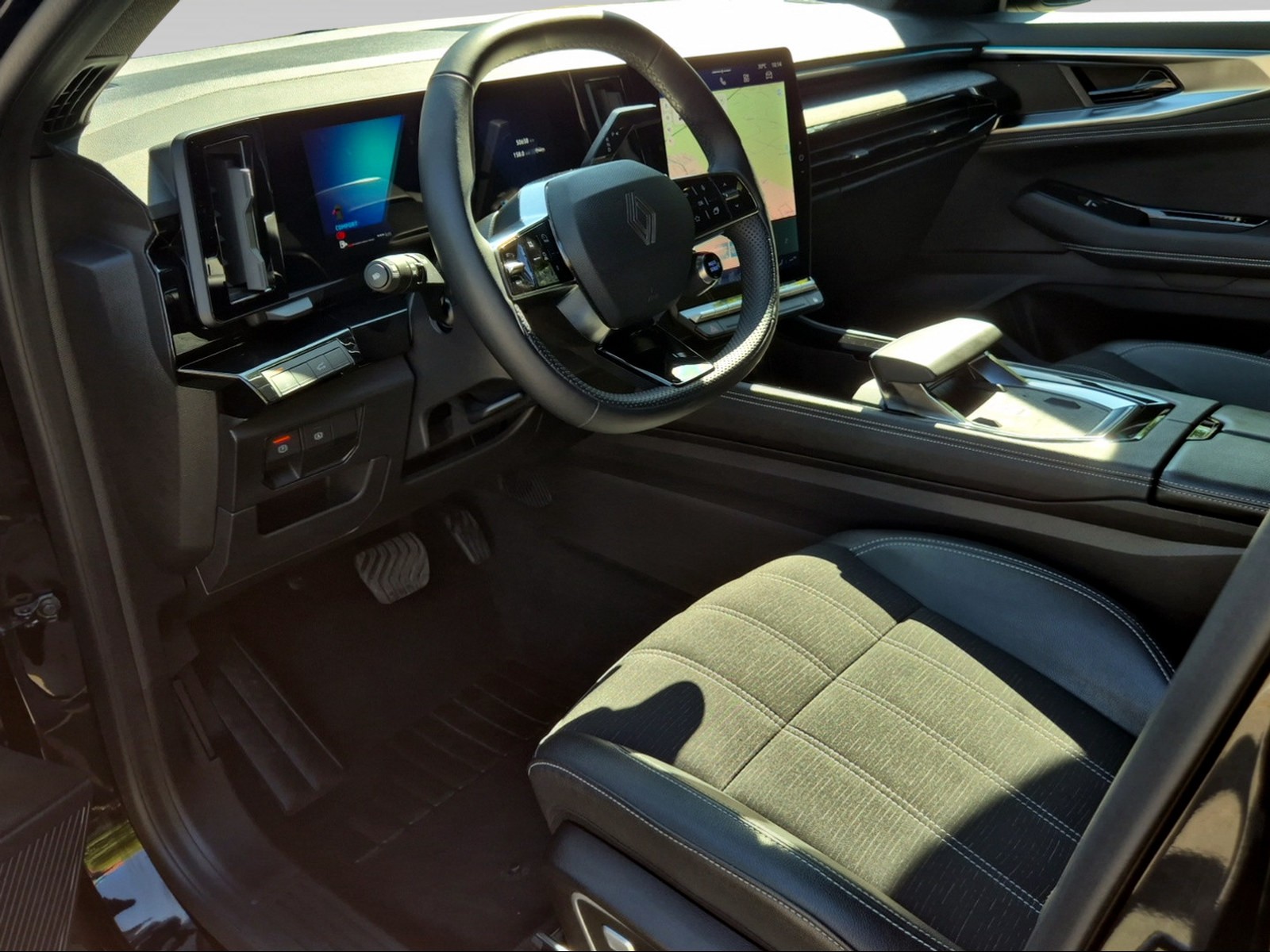 RENAULT Austral 1.2 E-Tech techno-image-3