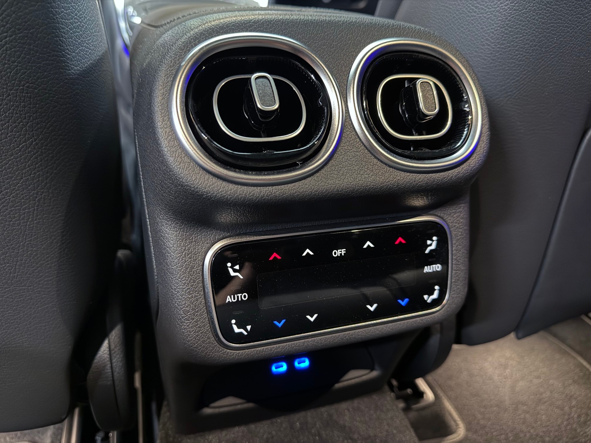 MERCEDES-BENZ GLC 400 e 4Matic EQ Star AMG Line-image-12