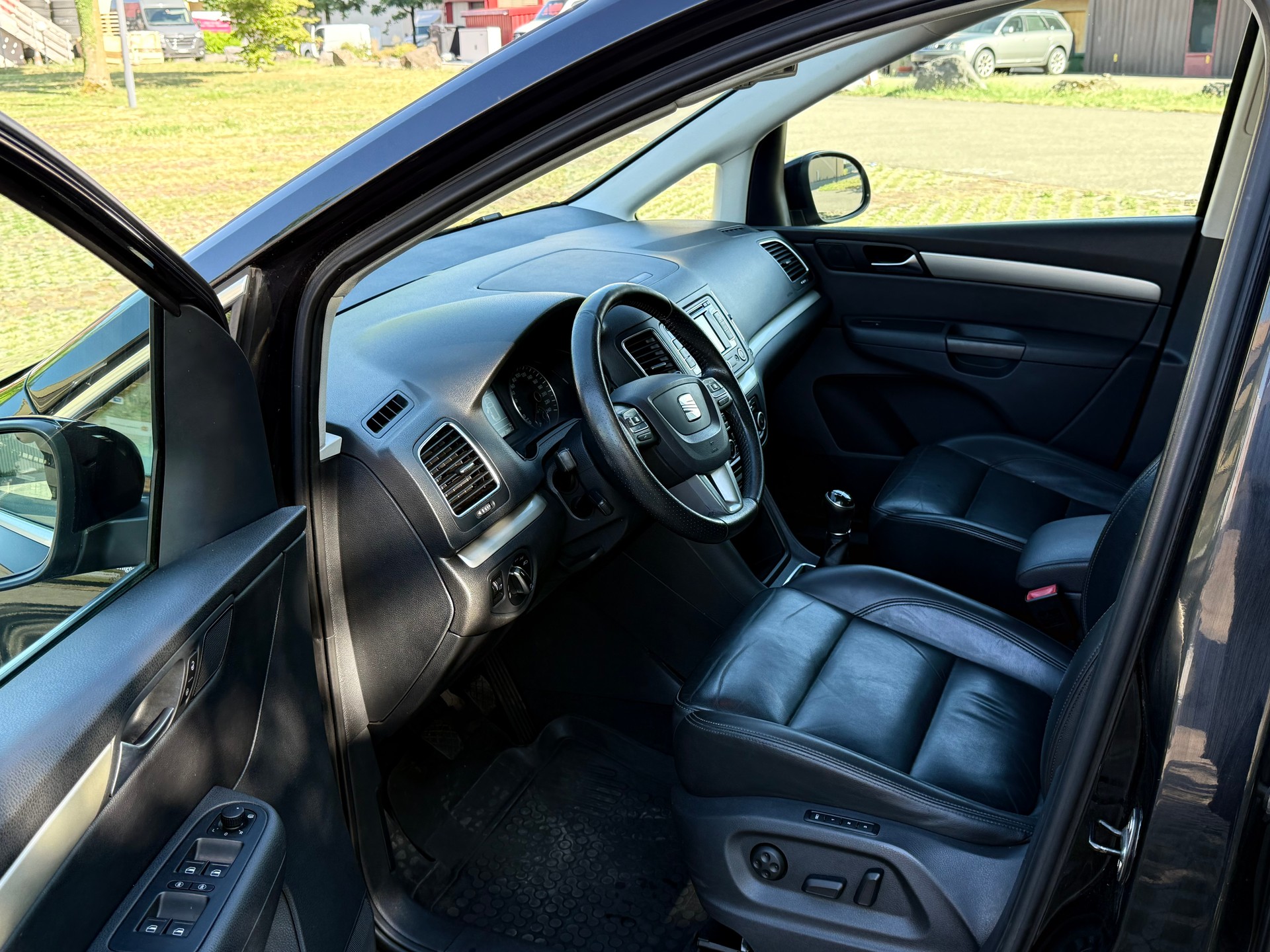 SEAT 2.0 TDI 140 Style 4x4 S/S-image-1