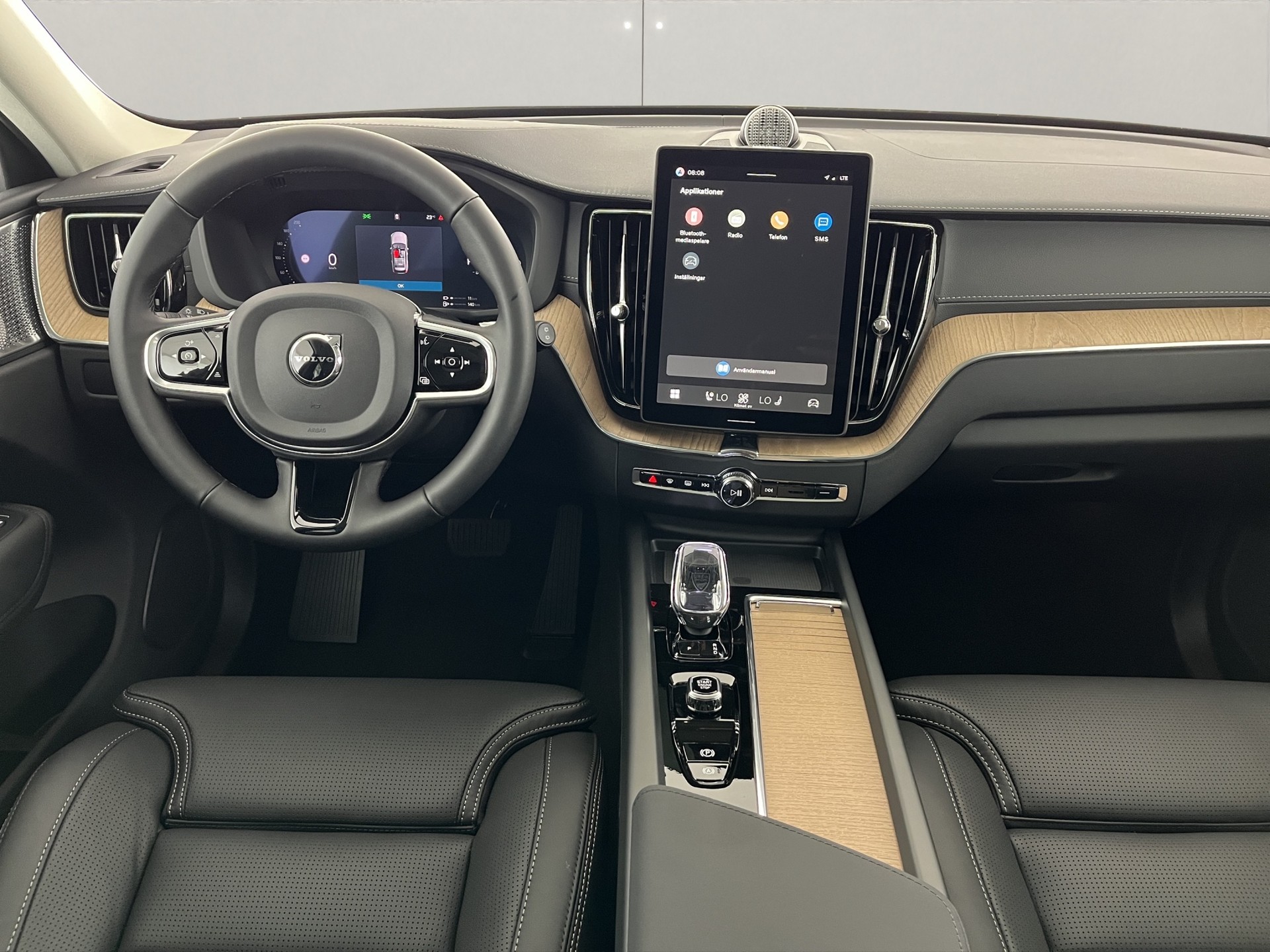 VOLVO XC60 2.0 T8 TE Ultra Dark eAWD-image-9
