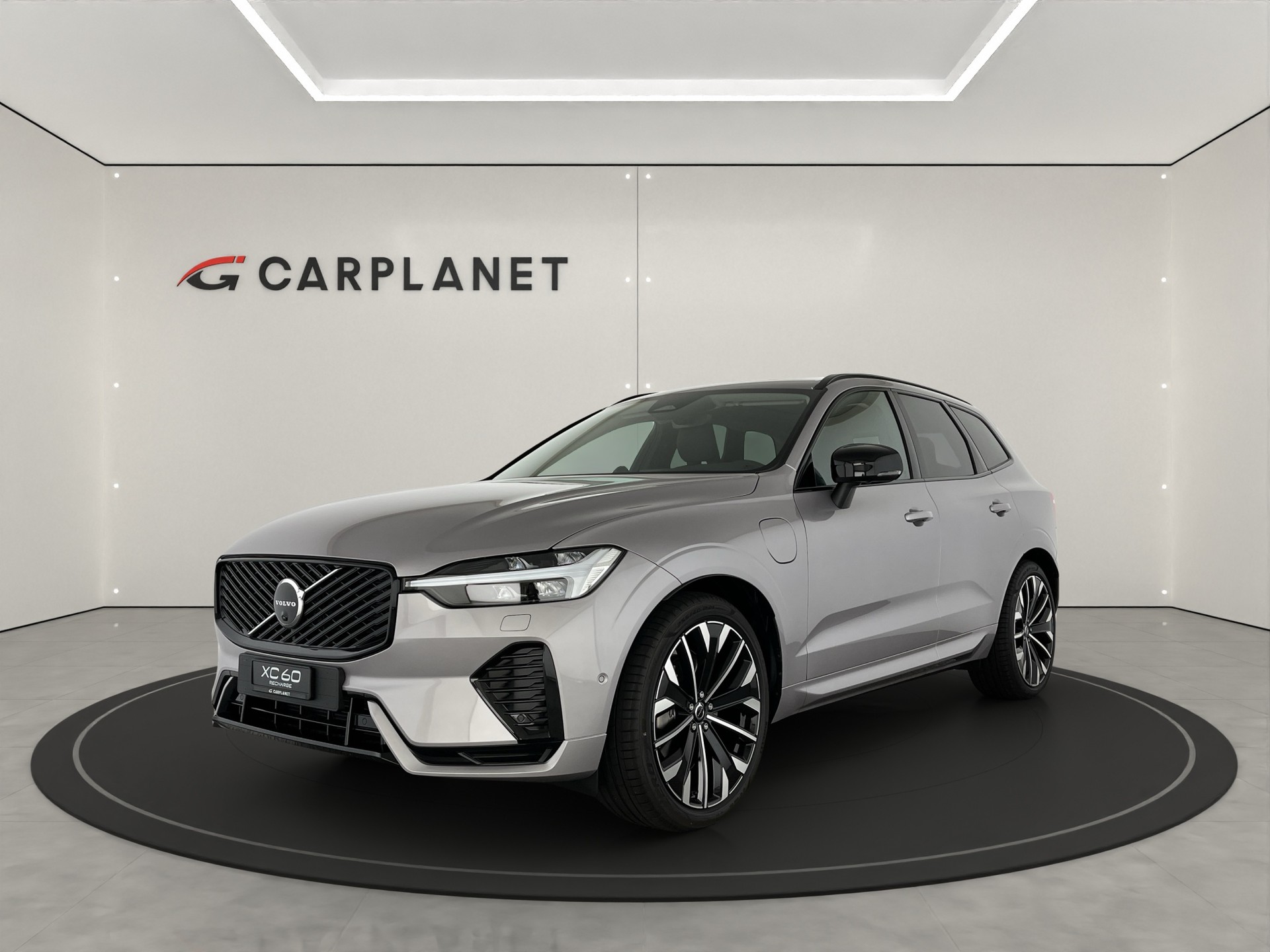 VOLVO XC60 2.0 T8 TE Ultra Dark eAWD-image-0