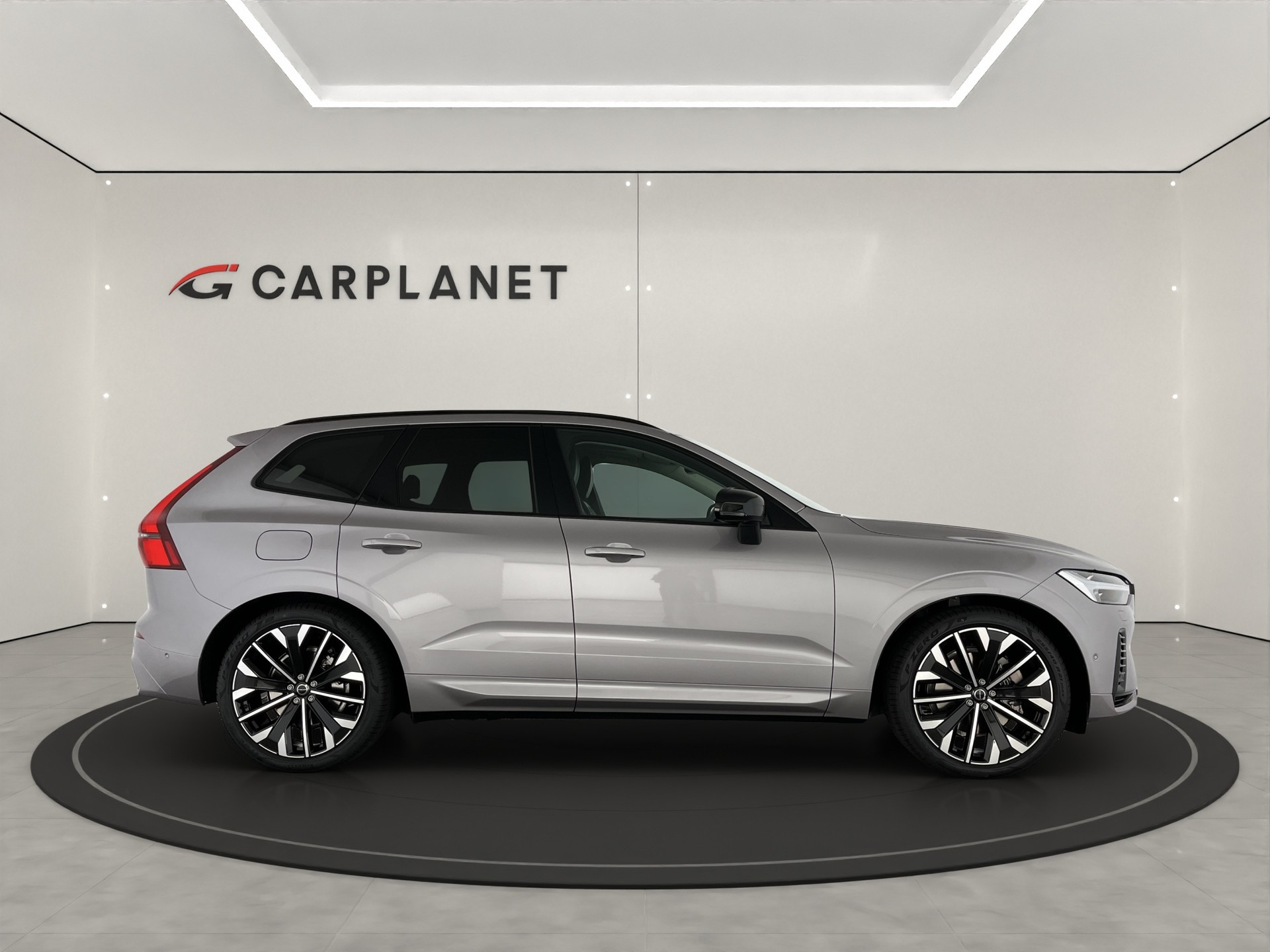 VOLVO XC60 2.0 T8 TE Ultra Dark eAWD-image-2