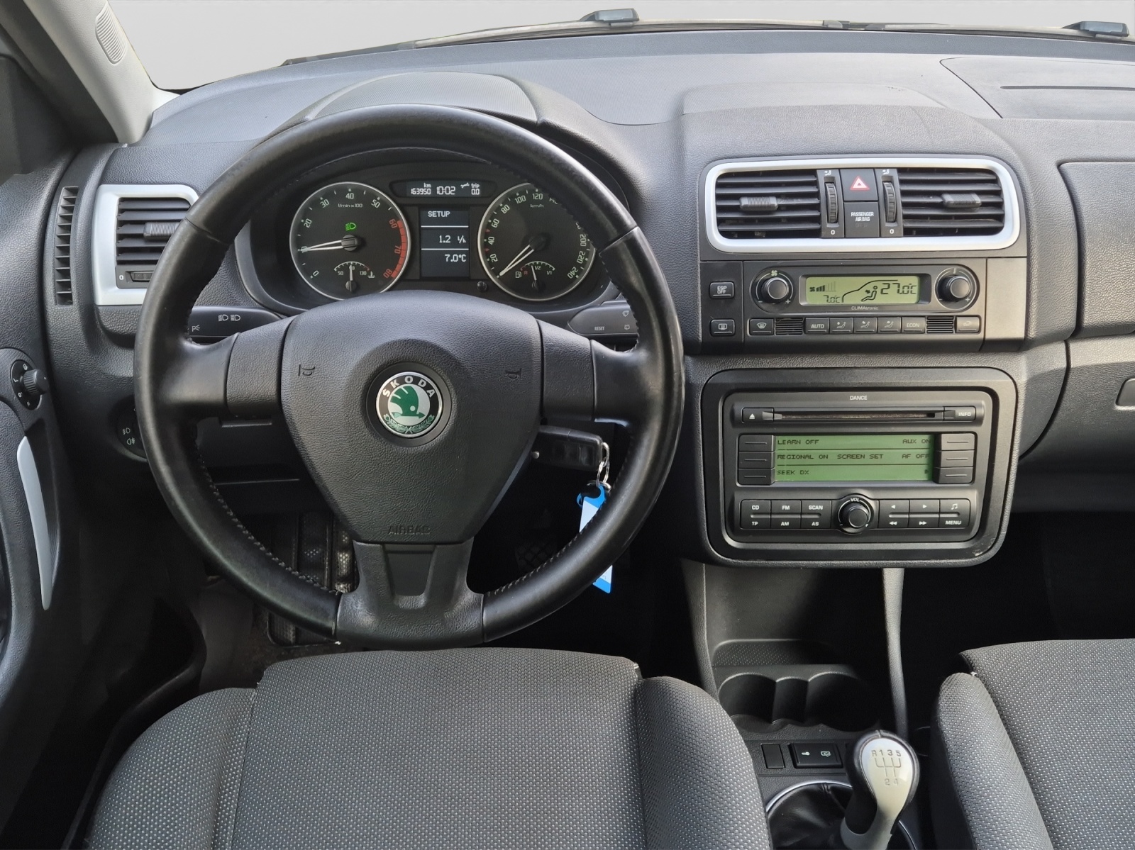 SKODA Fabia 1.6 Elegance-image-12