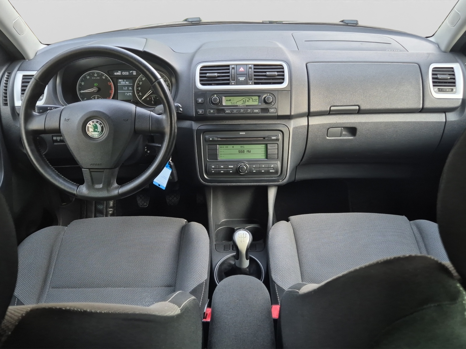 SKODA Fabia 1.6 Elegance-image-9
